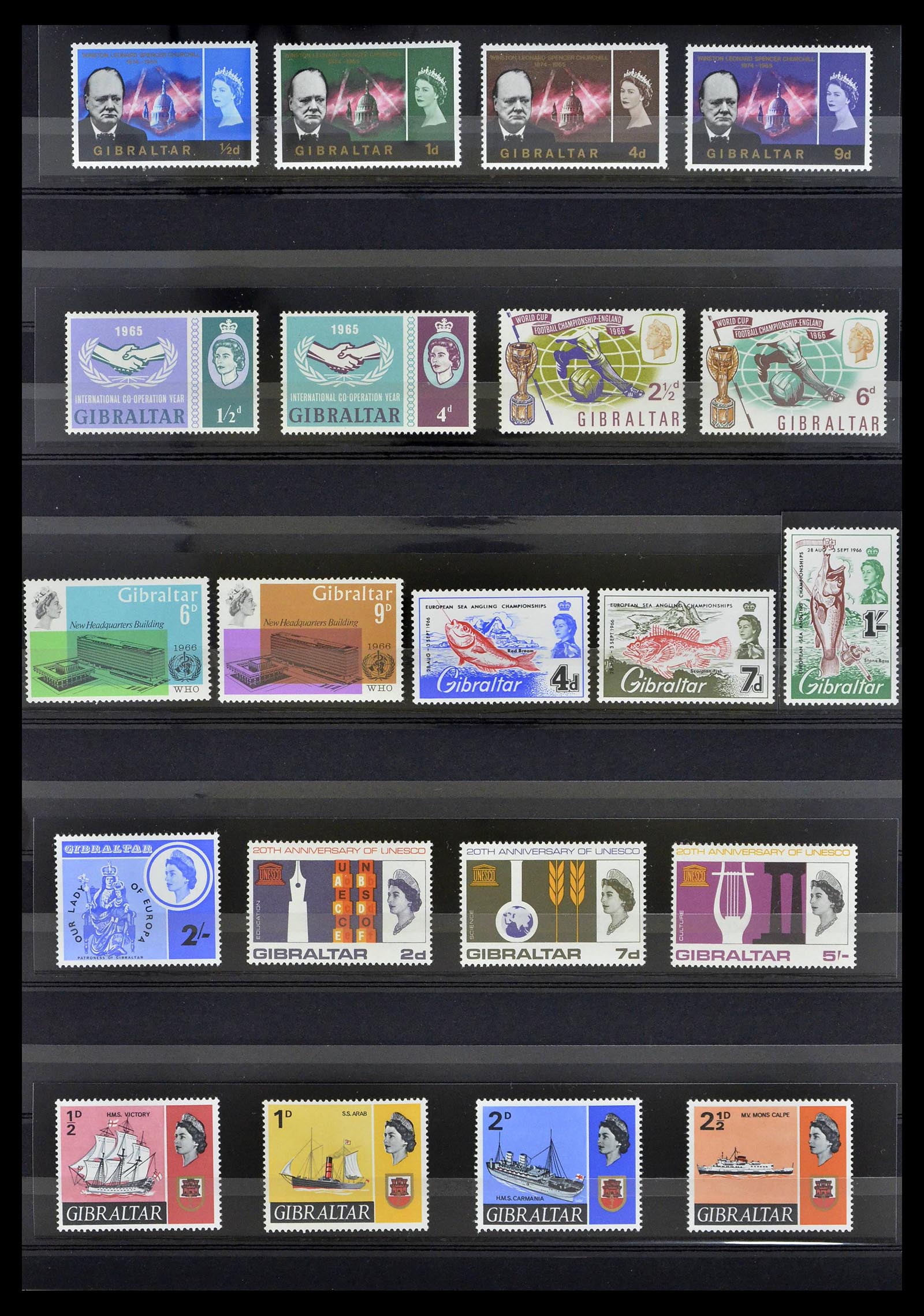 39278 0006 - Stamp collection 39278 Gibraltar 1935-1980.