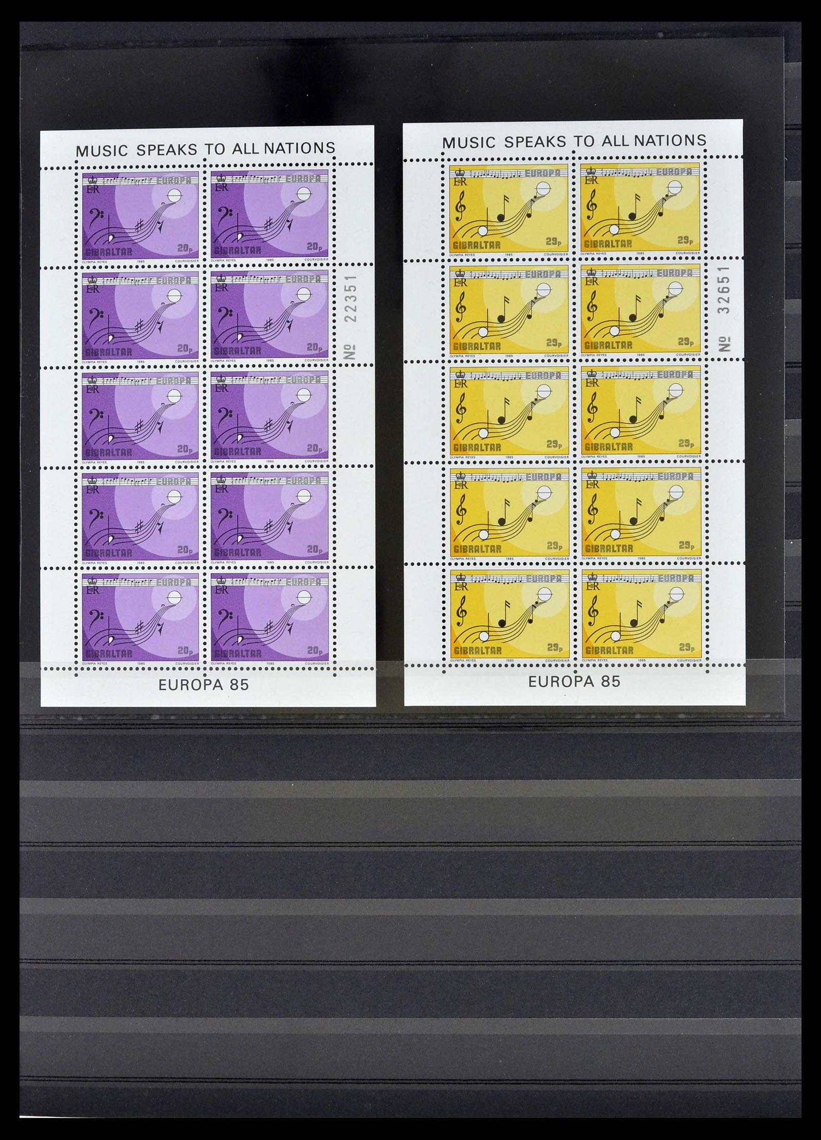 39278 0027 - Stamp collection 39278 Gibraltar 1935-1980.