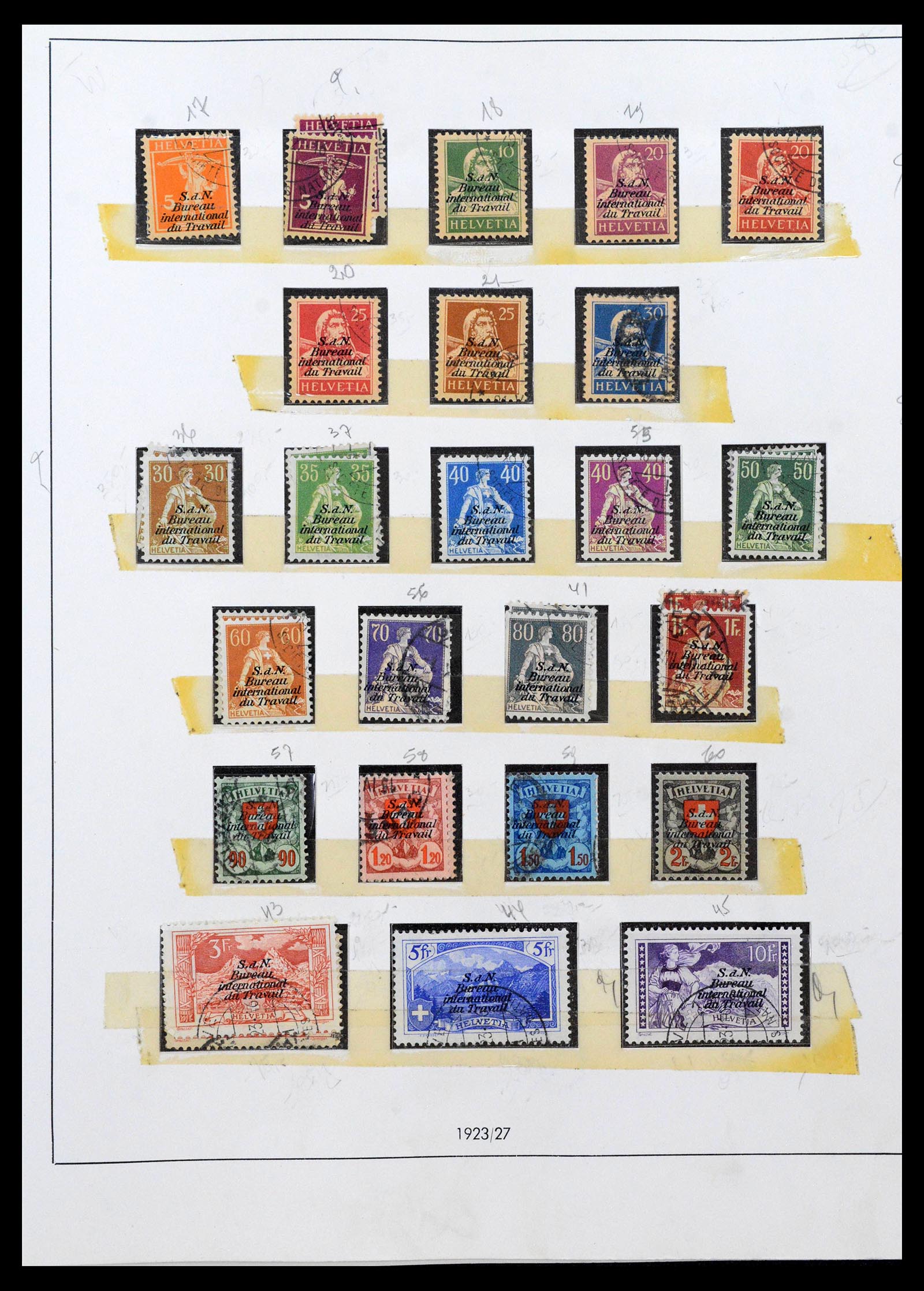 39299 0005 - Postzegelverzameling 39299 Zwitserland dienst 1918-1950.