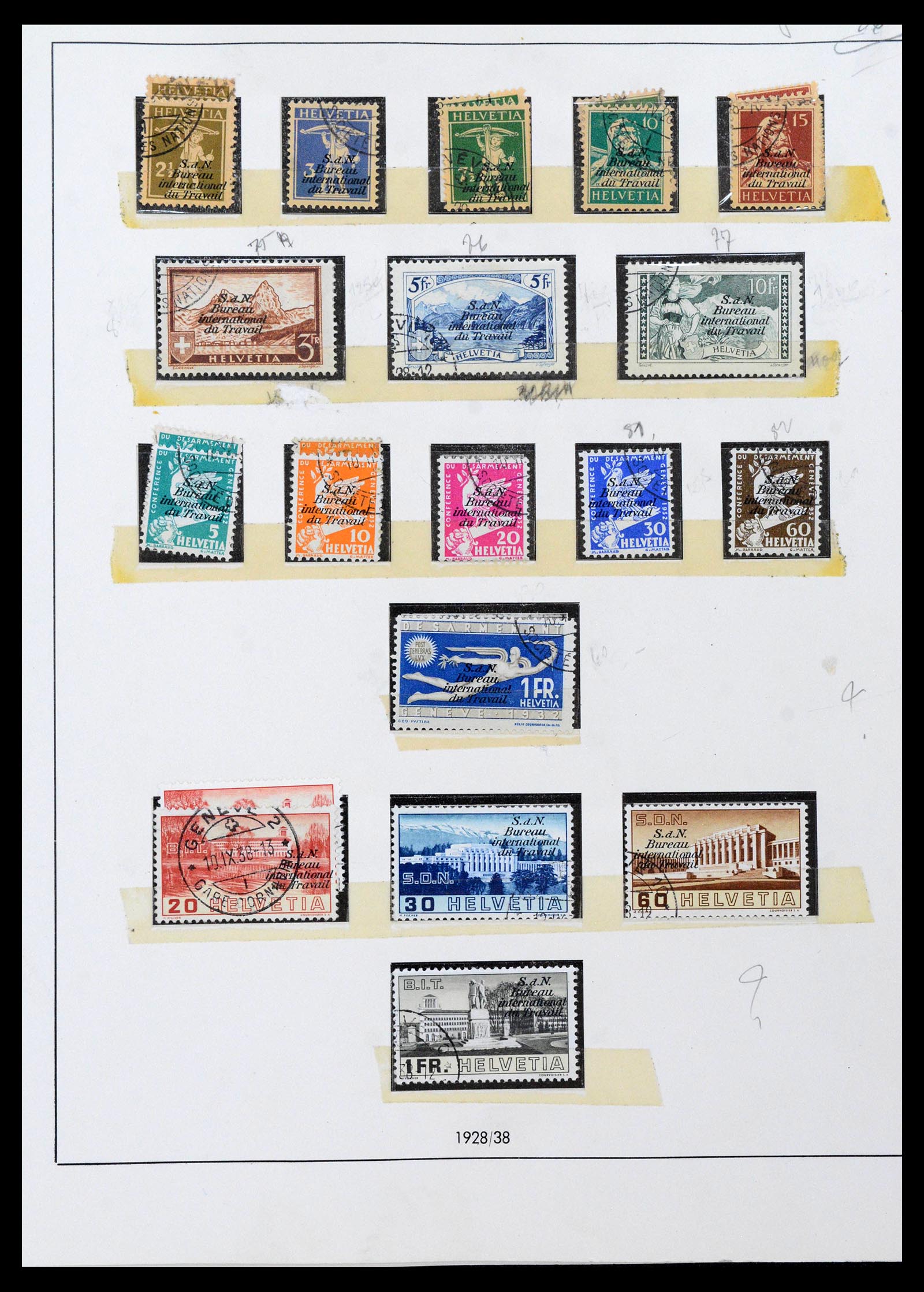 39299 0006 - Postzegelverzameling 39299 Zwitserland dienst 1918-1950.