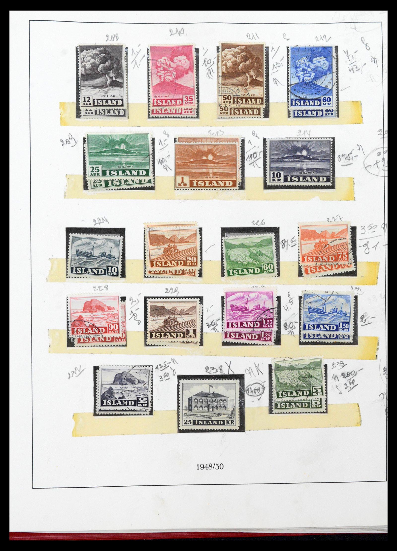 39320 0021 - Stamp collection 39320 Iceland 1873-1982.