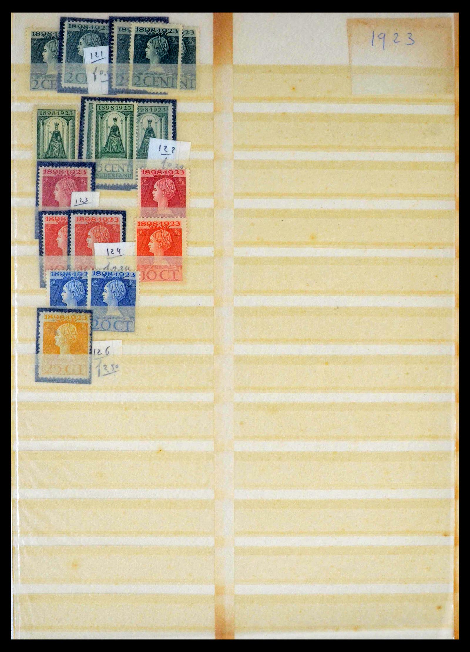 39341 0050 - Stamp collection 39341 Netherlands sorting lot 1890-1960.