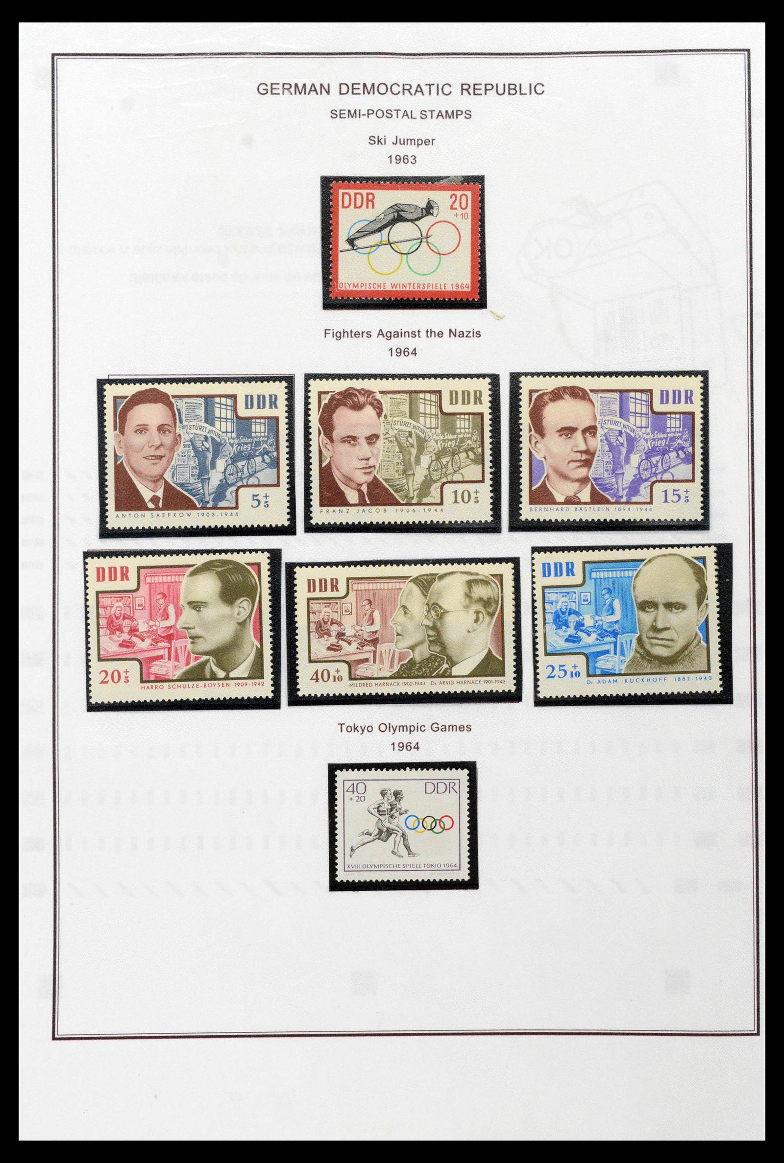 39351 0072 - Postzegelverzameling 39351 DDR 1949-1990.