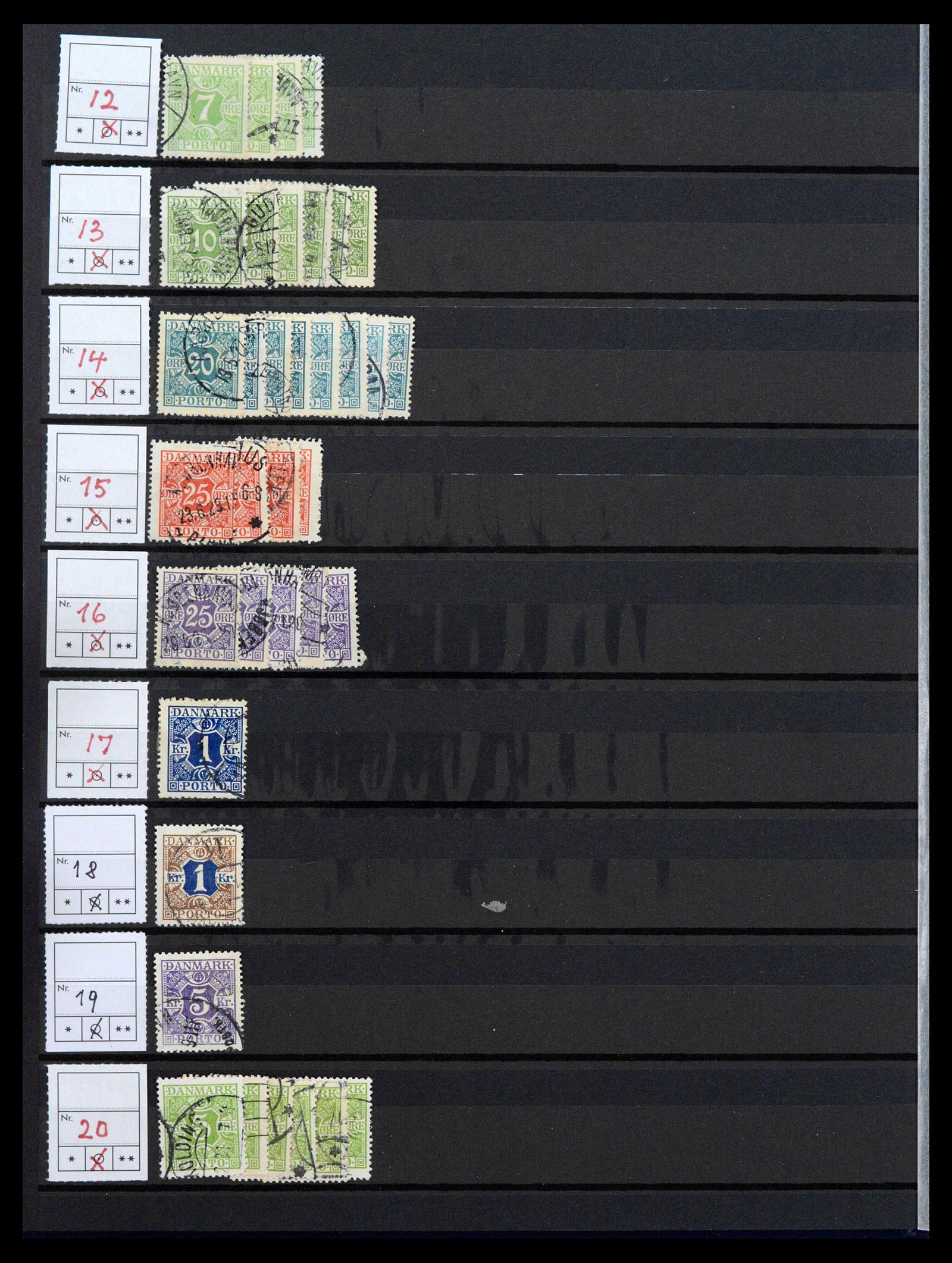 39387 0026 - Postzegelverzameling 39387 Denemarken back of the book 1871-1877.