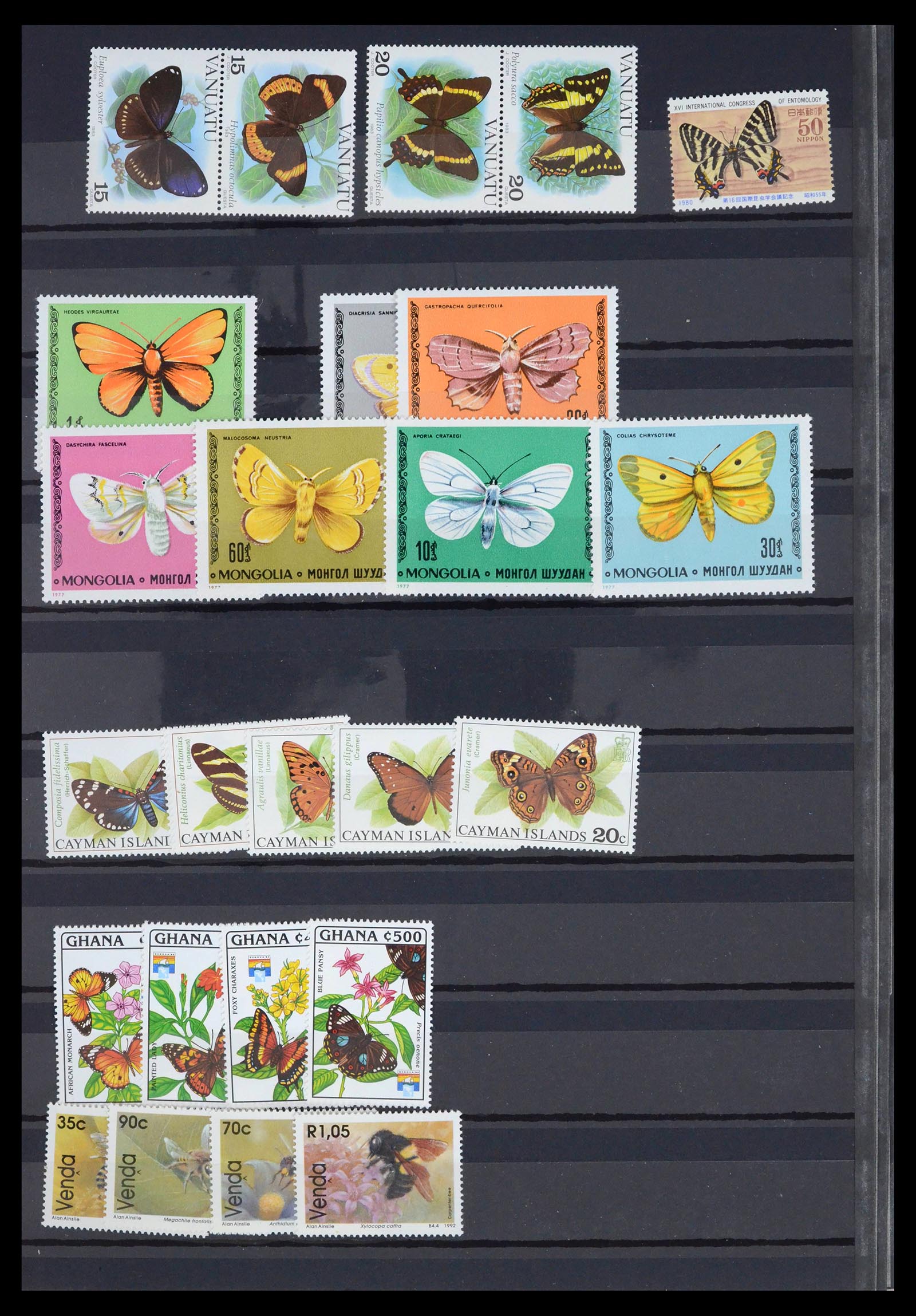 39446 0011 - Postzegelverzameling 39446 Motief vlinders 1960-2000.
