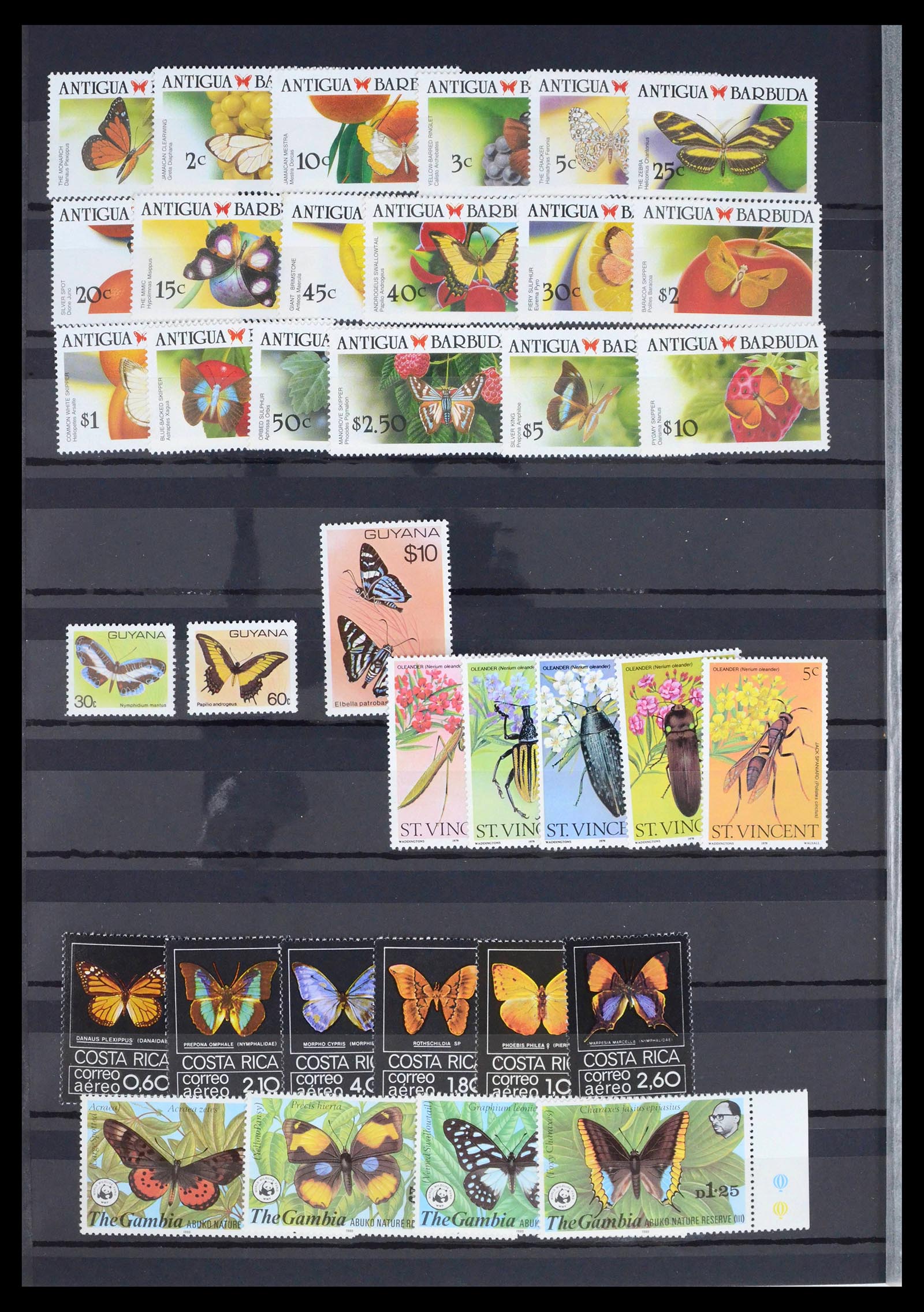 39446 0016 - Postzegelverzameling 39446 Motief vlinders 1960-2000.