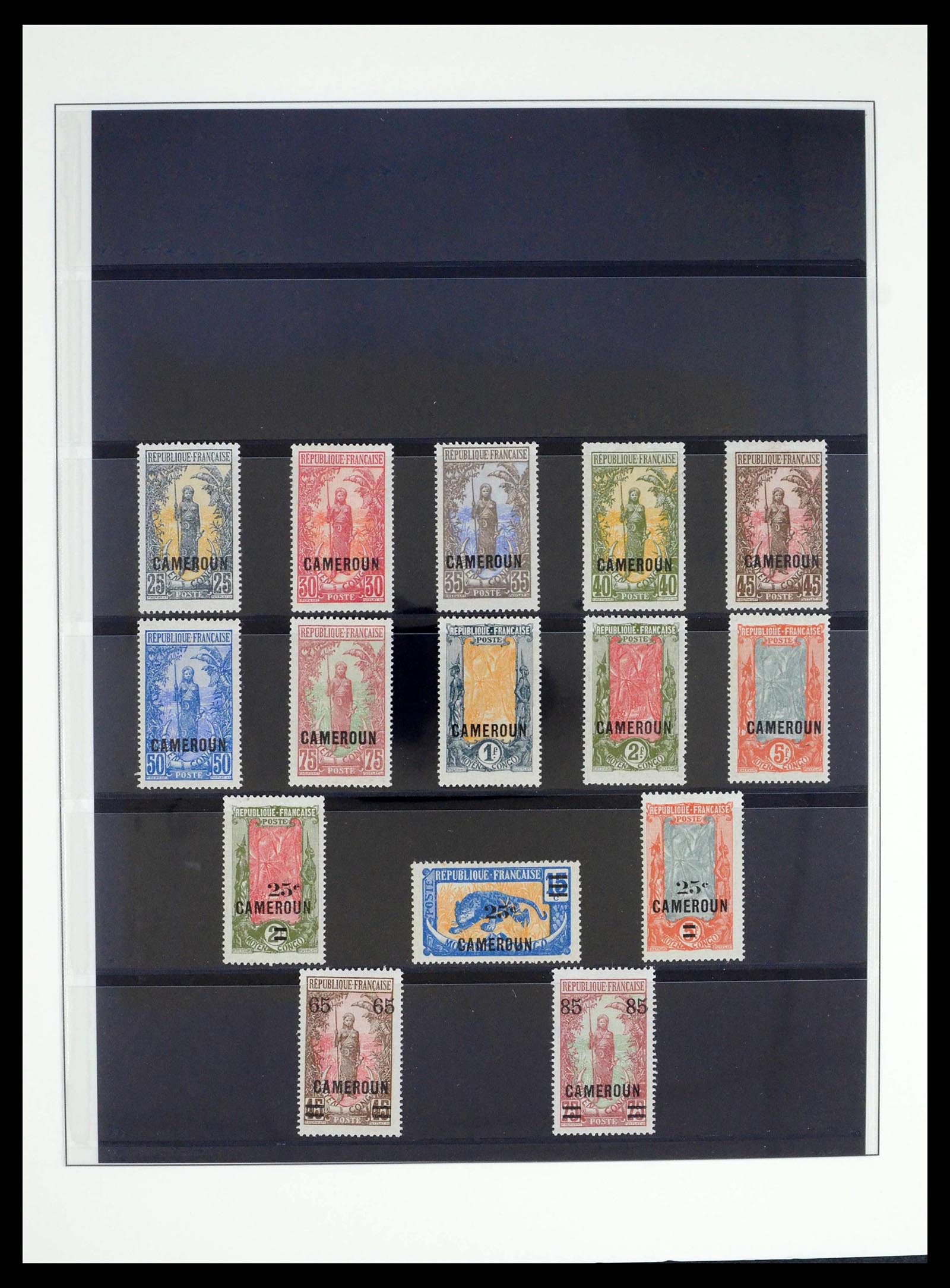 39485 0023 - Postzegelverzameling 39485 Kameroen 1915-1928.