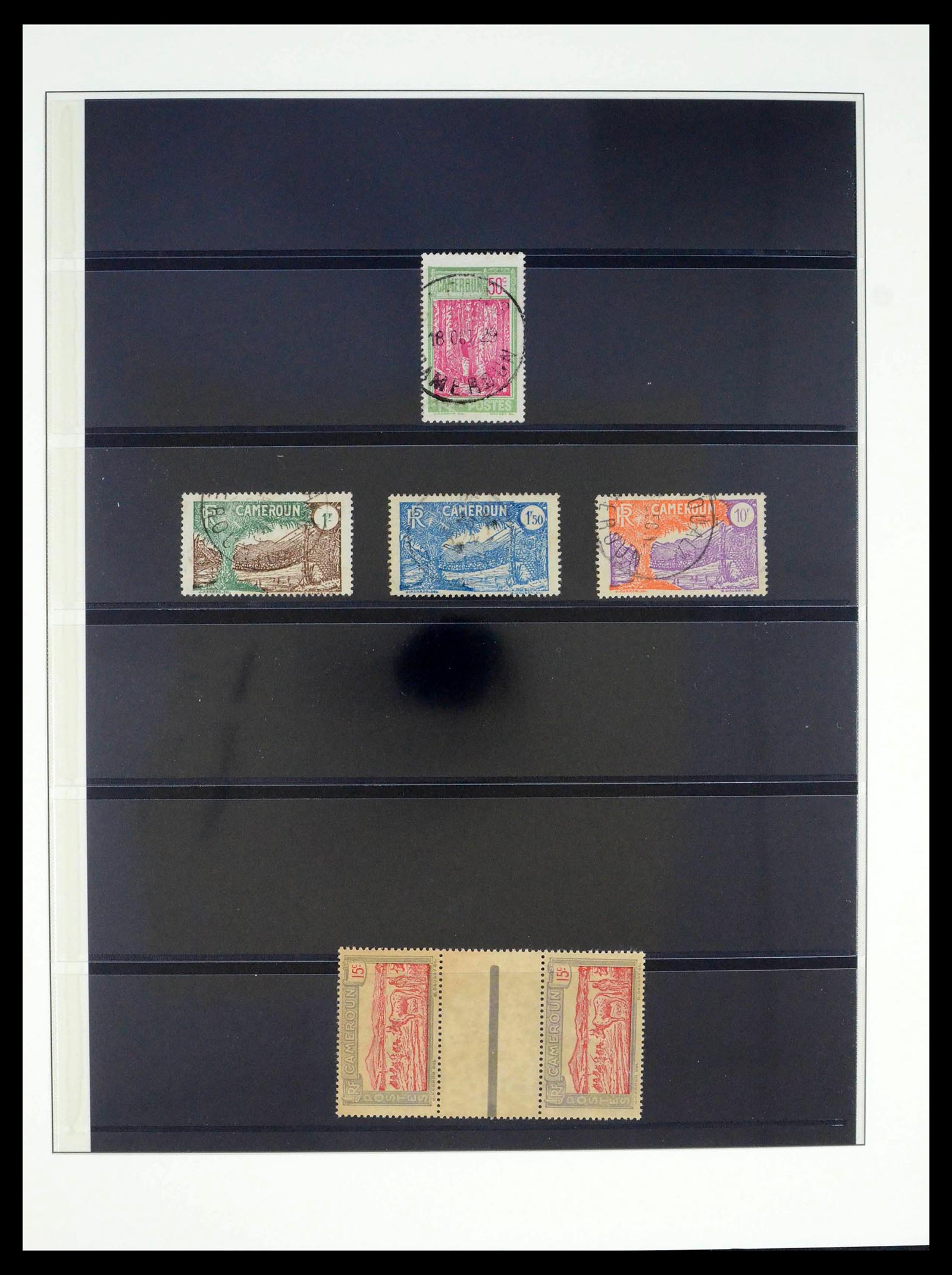 39485 0028 - Postzegelverzameling 39485 Kameroen 1915-1928.
