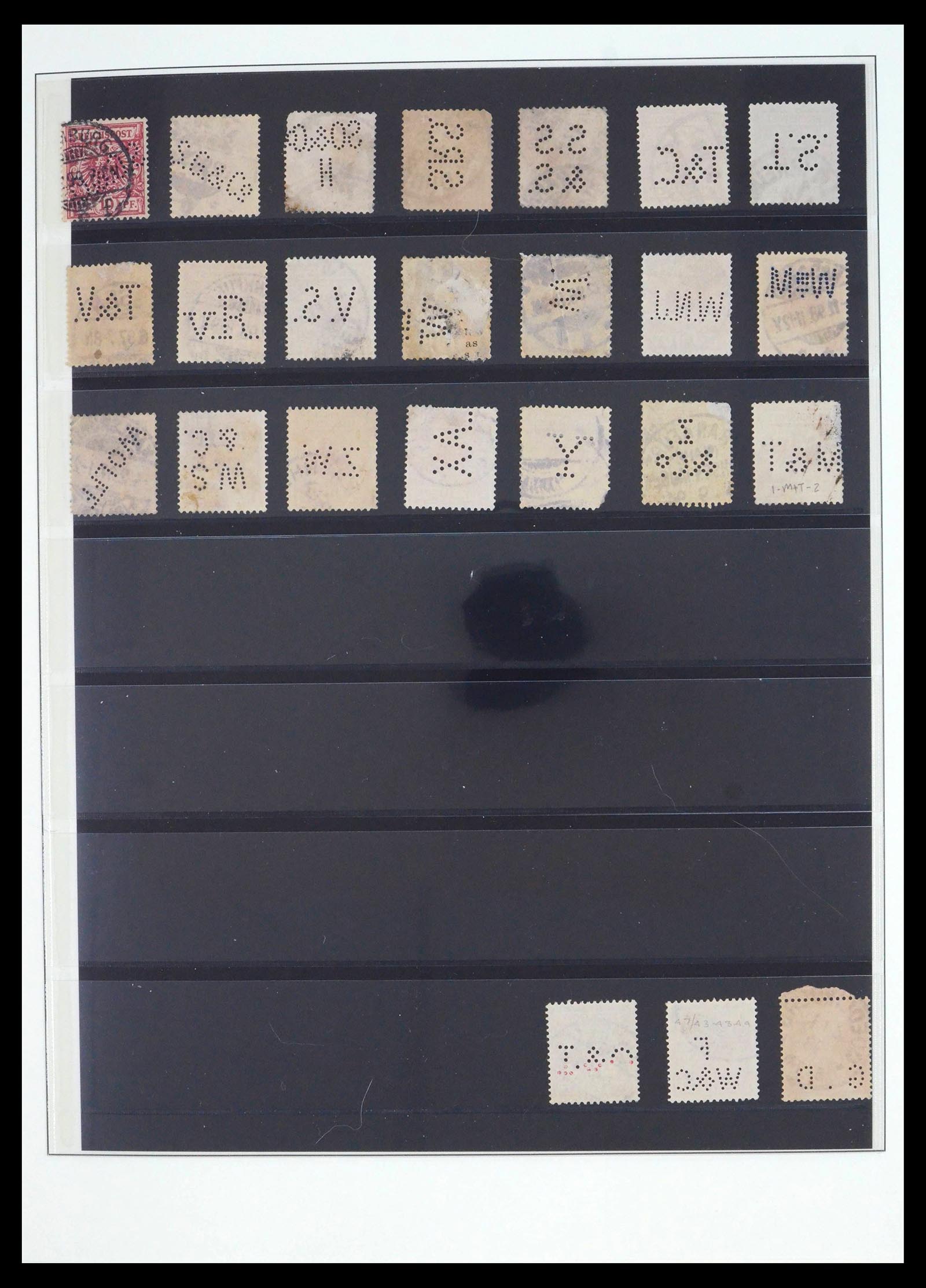 39562 0010 - Postzegelverzameling 39562 Duitsland perfins supercollectie 1880-1955