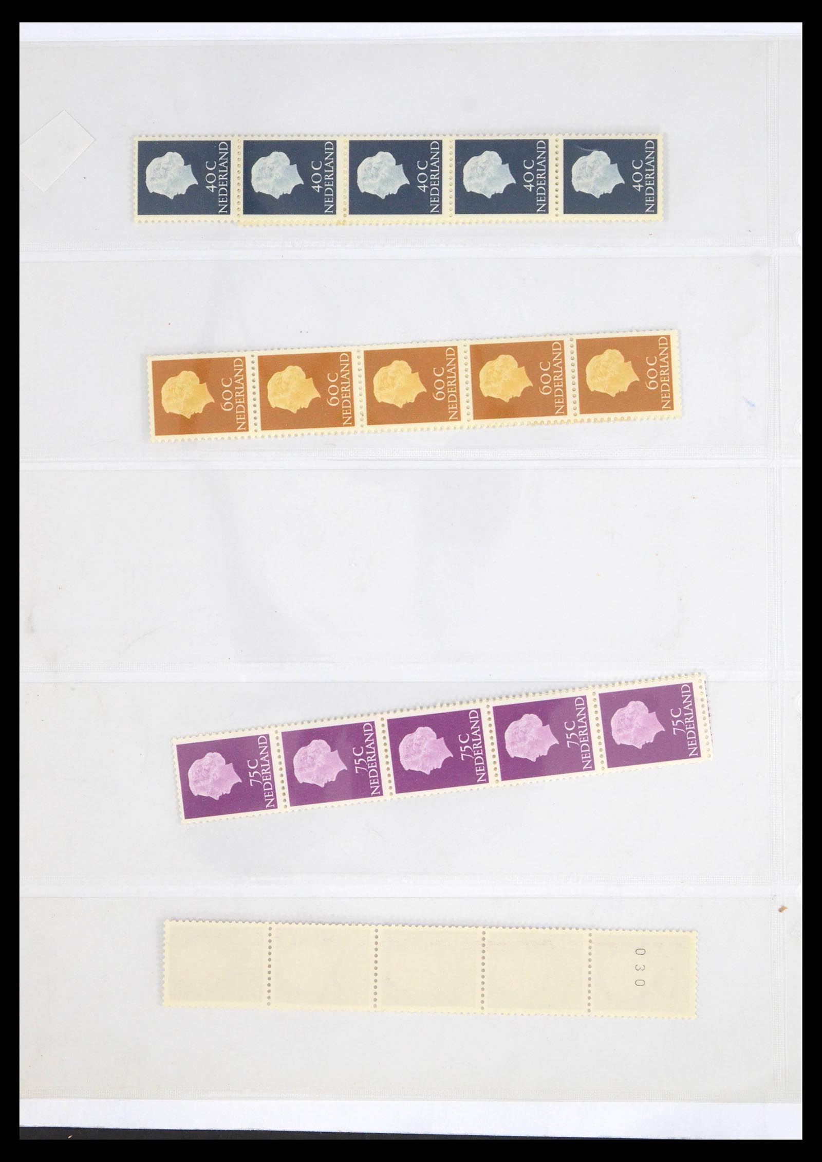 39603 0002 - Postzegelverzameling 39603 Nederland rolzegels 1945-2010.