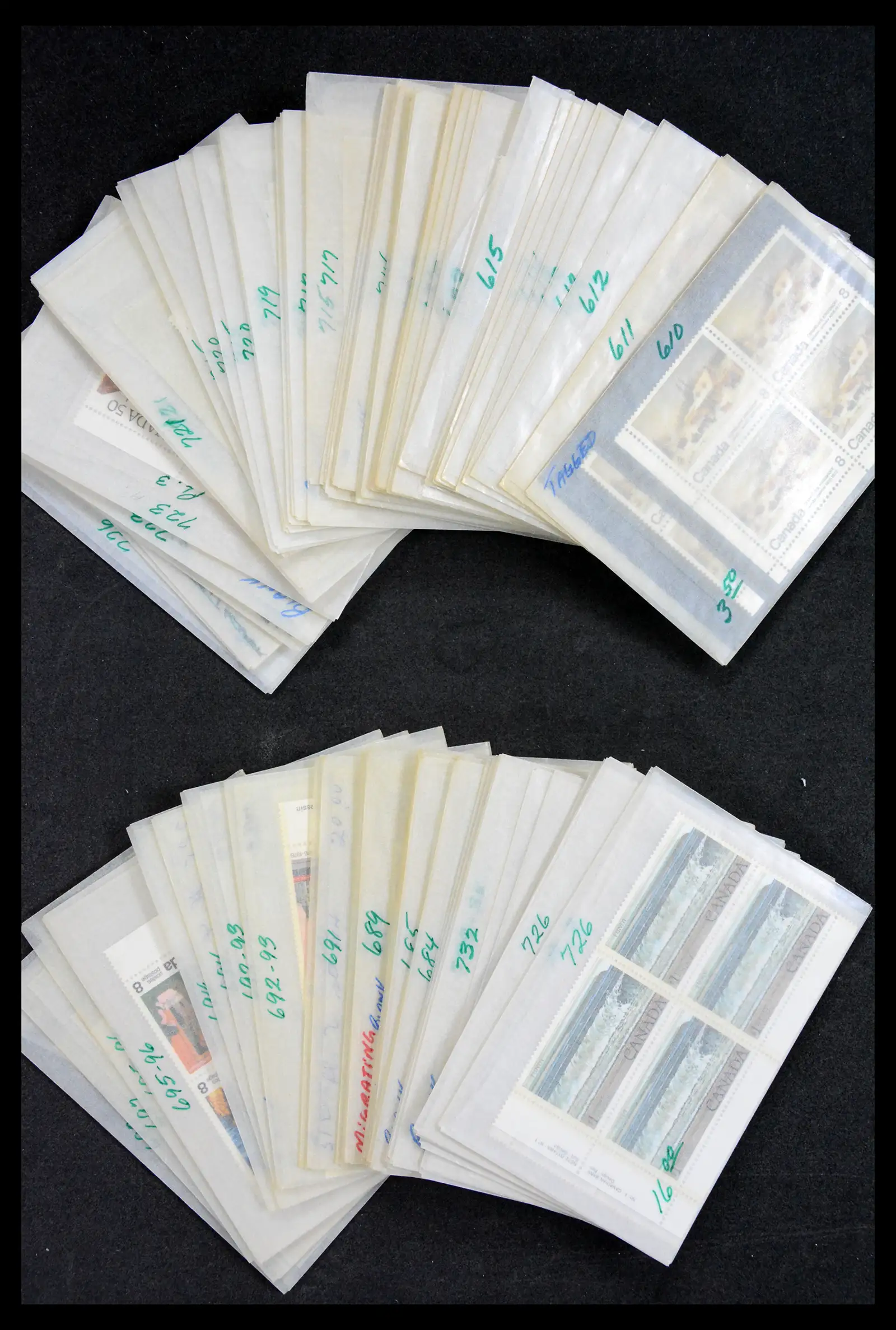 39745 0002 - Stamp collection 39745 Canada mint never hinged 1882-1990.