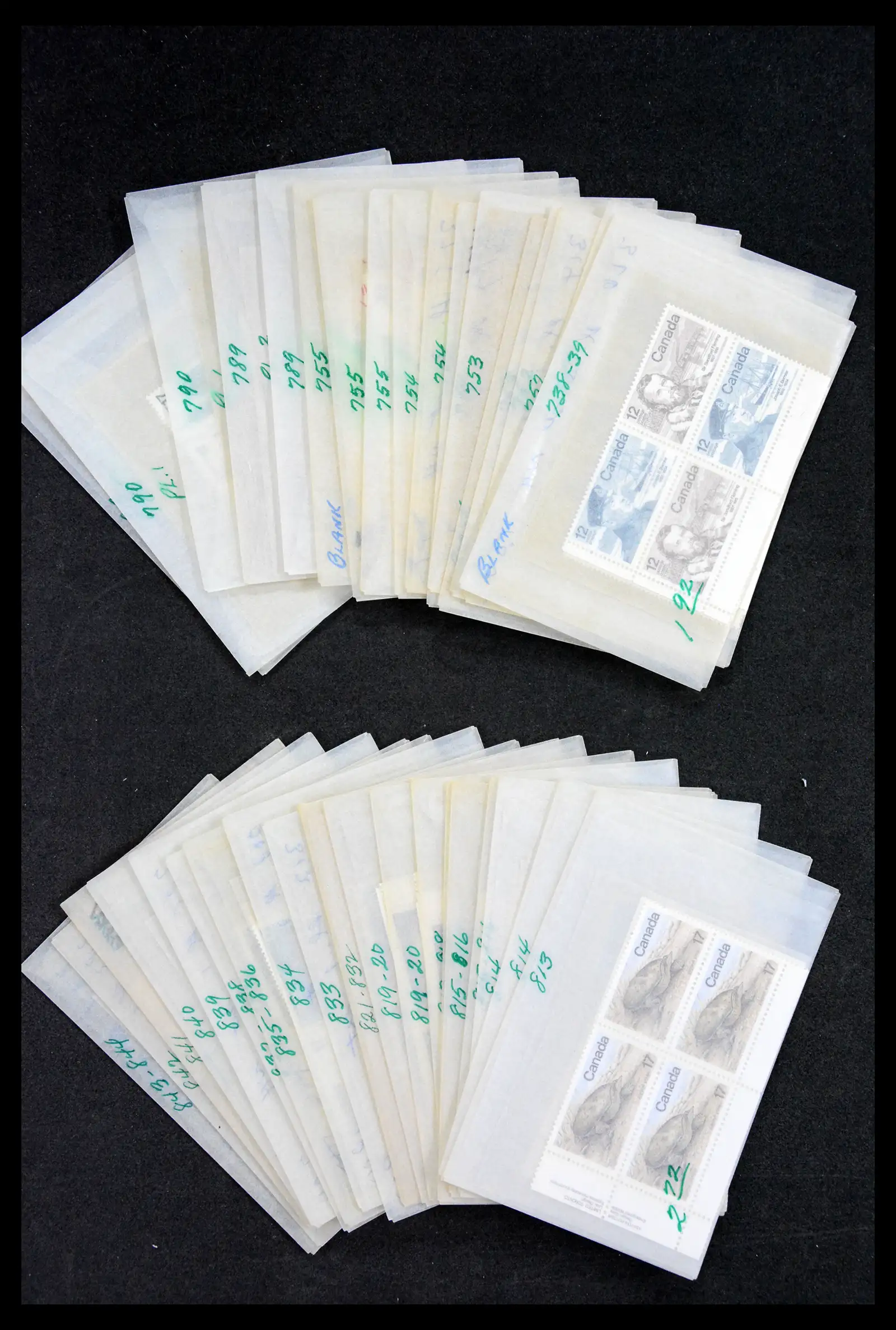 39745 0005 - Stamp collection 39745 Canada mint never hinged 1882-1990.