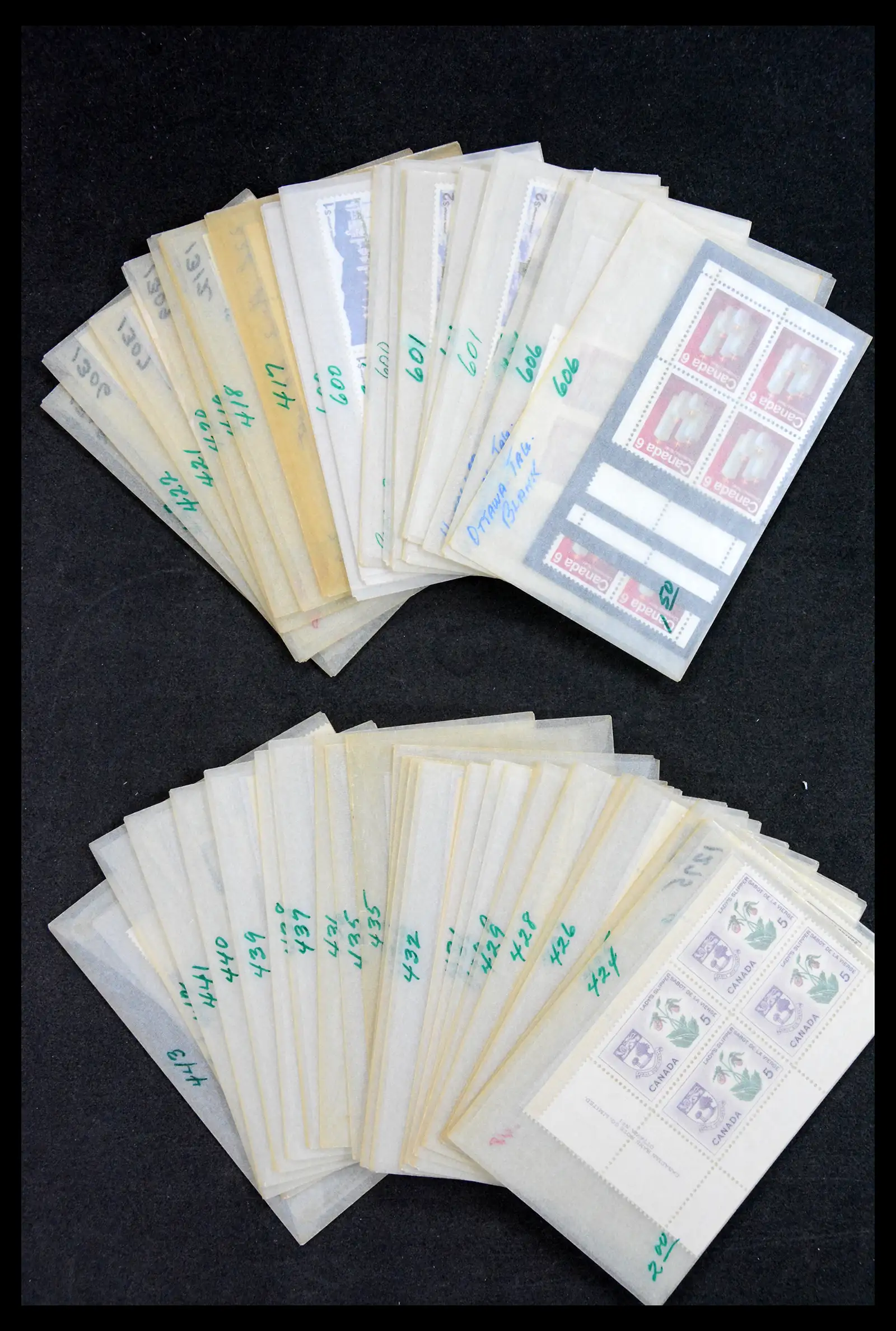 39745 0007 - Stamp collection 39745 Canada mint never hinged 1882-1990.