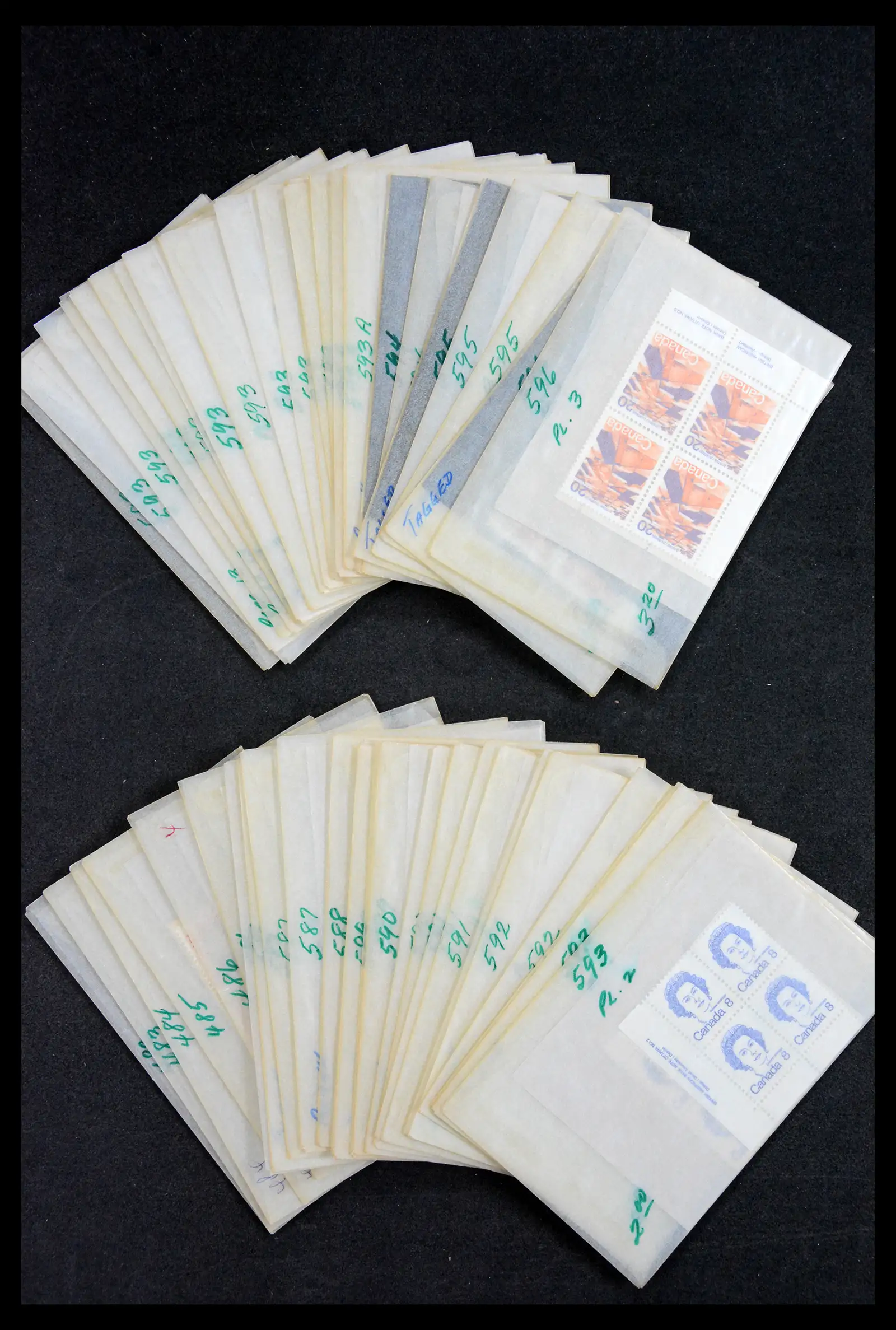 39745 0012 - Stamp collection 39745 Canada mint never hinged 1882-1990.