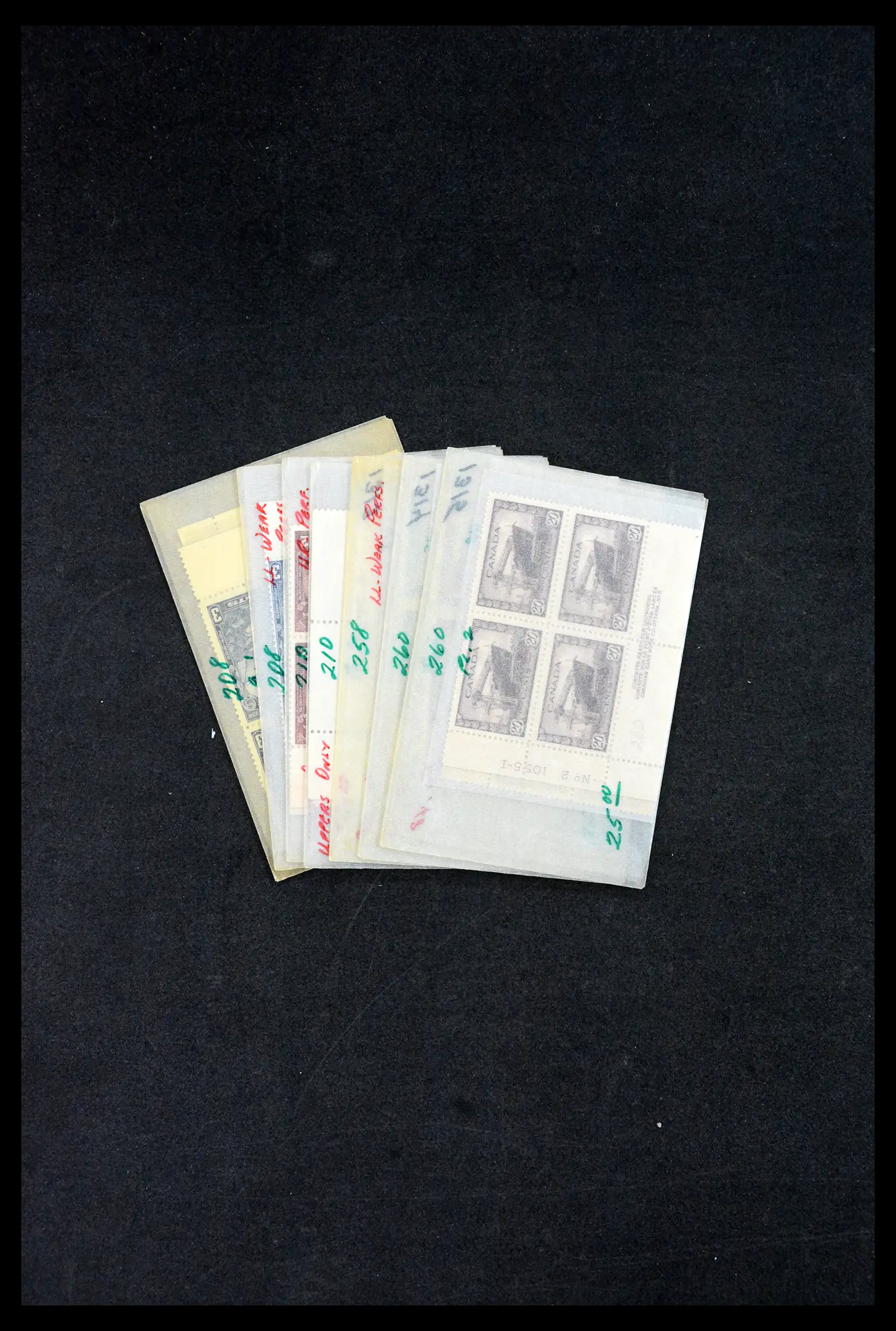 39745 0017 - Stamp collection 39745 Canada mint never hinged 1882-1990.