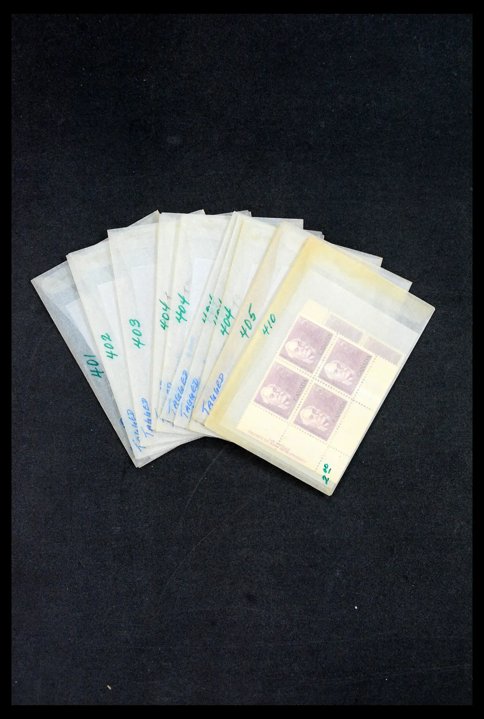39745 0018 - Stamp collection 39745 Canada mint never hinged 1882-1990.