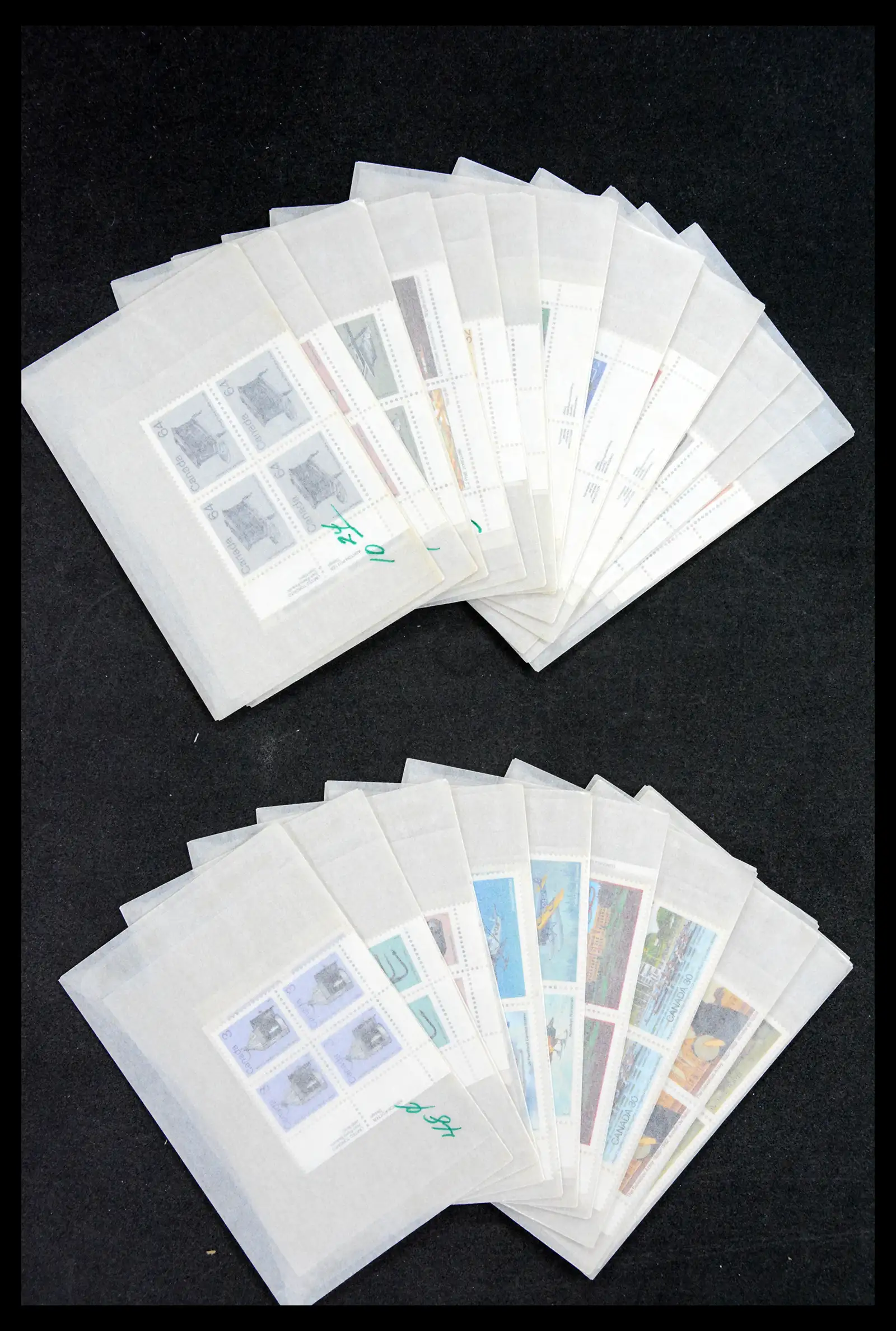 39745 0019 - Stamp collection 39745 Canada mint never hinged 1882-1990.