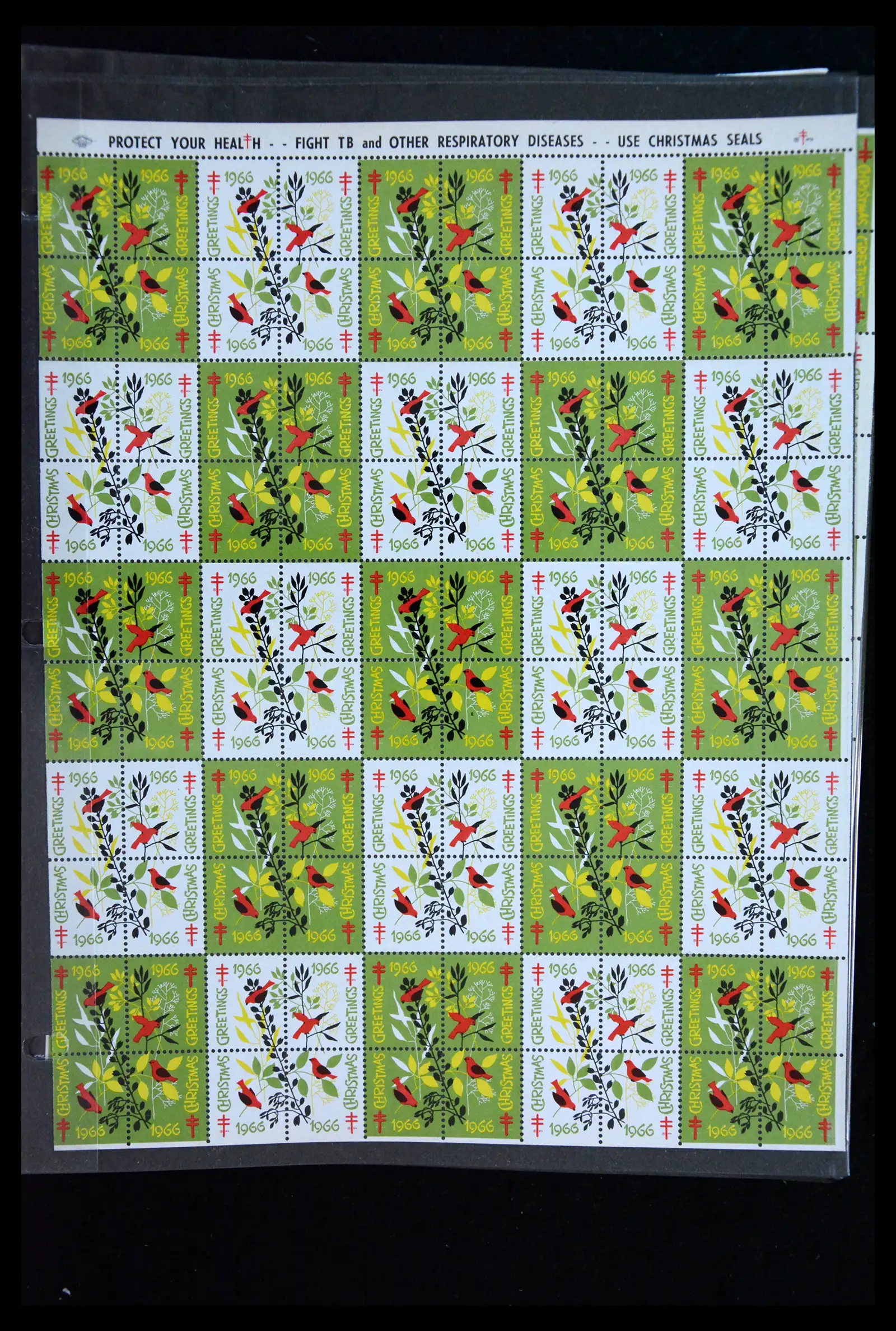 39784 0004 - Stamp collection 39784 USA Christmas seals 1909-1990.