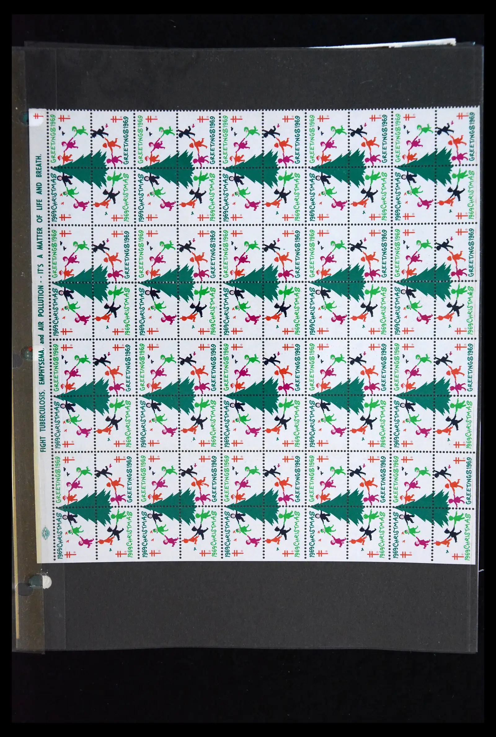 39784 0009 - Stamp collection 39784 USA Christmas seals 1909-1990.
