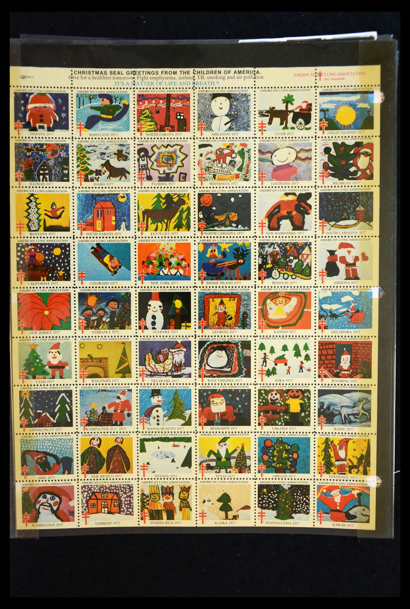 39784 0012 - Stamp collection 39784 USA Christmas seals 1909-1990.