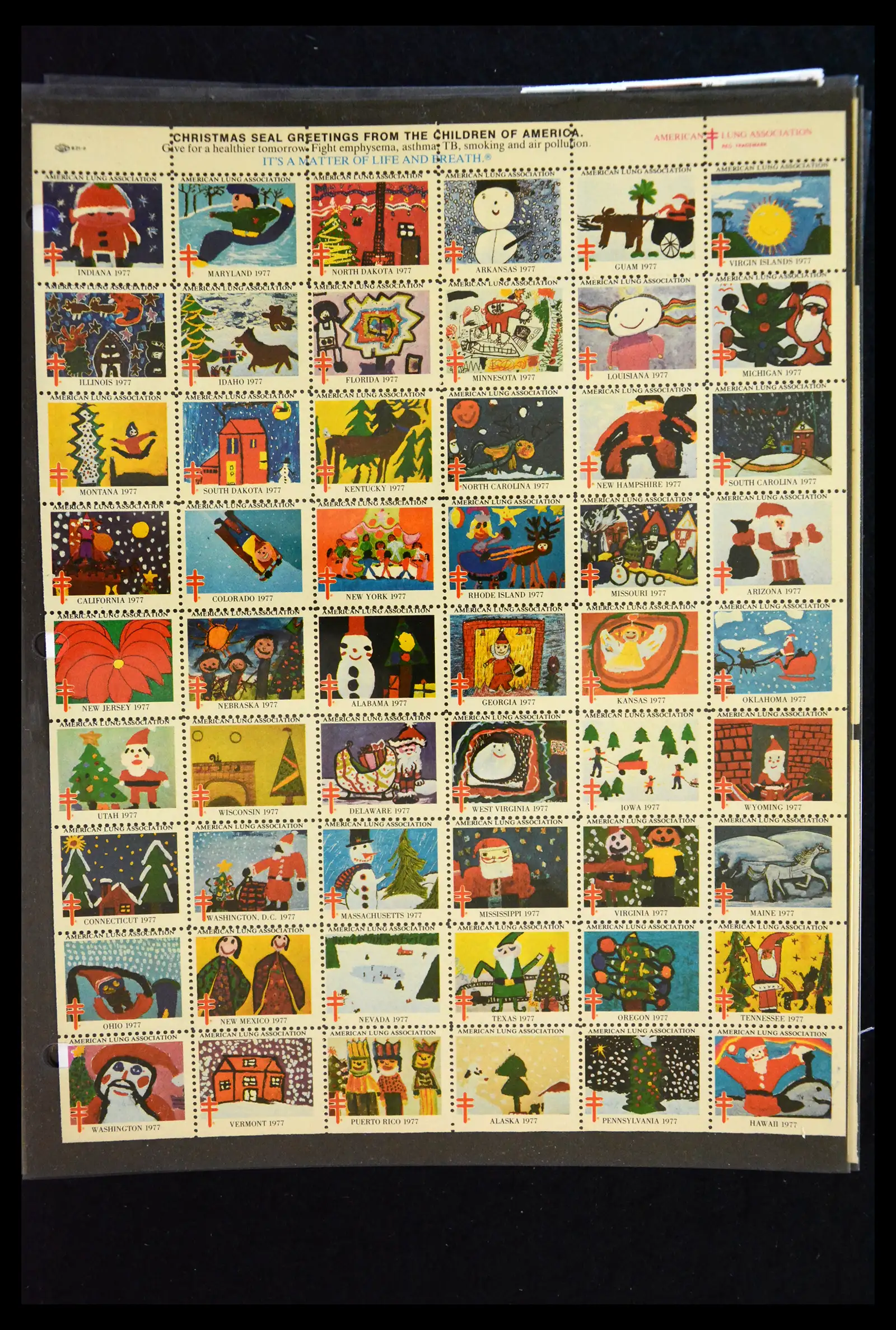39784 0013 - Stamp collection 39784 USA Christmas seals 1909-1990.
