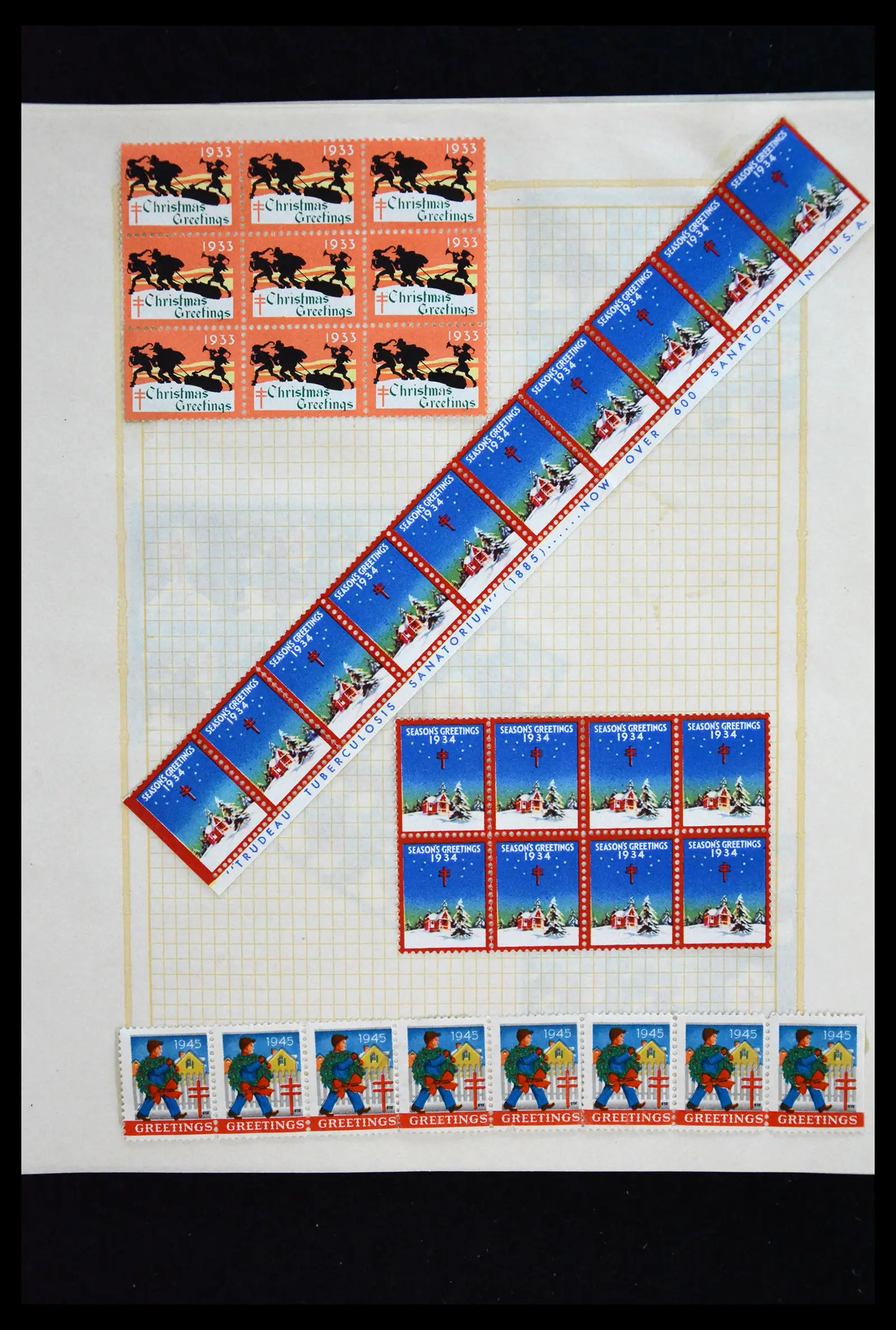 39784 0046 - Stamp collection 39784 USA Christmas seals 1909-1990.