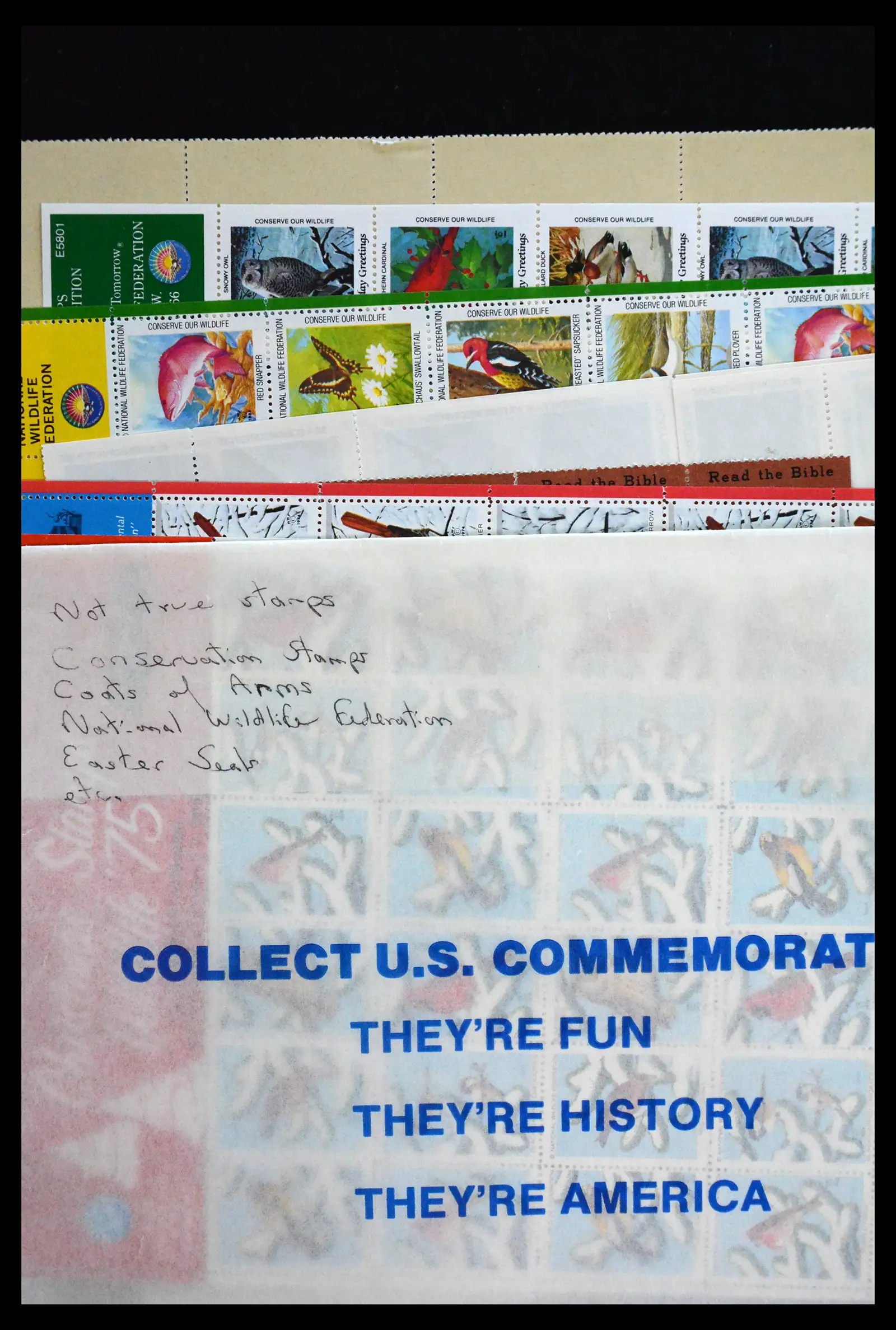 39784 0057 - Stamp collection 39784 USA Christmas seals 1909-1990.