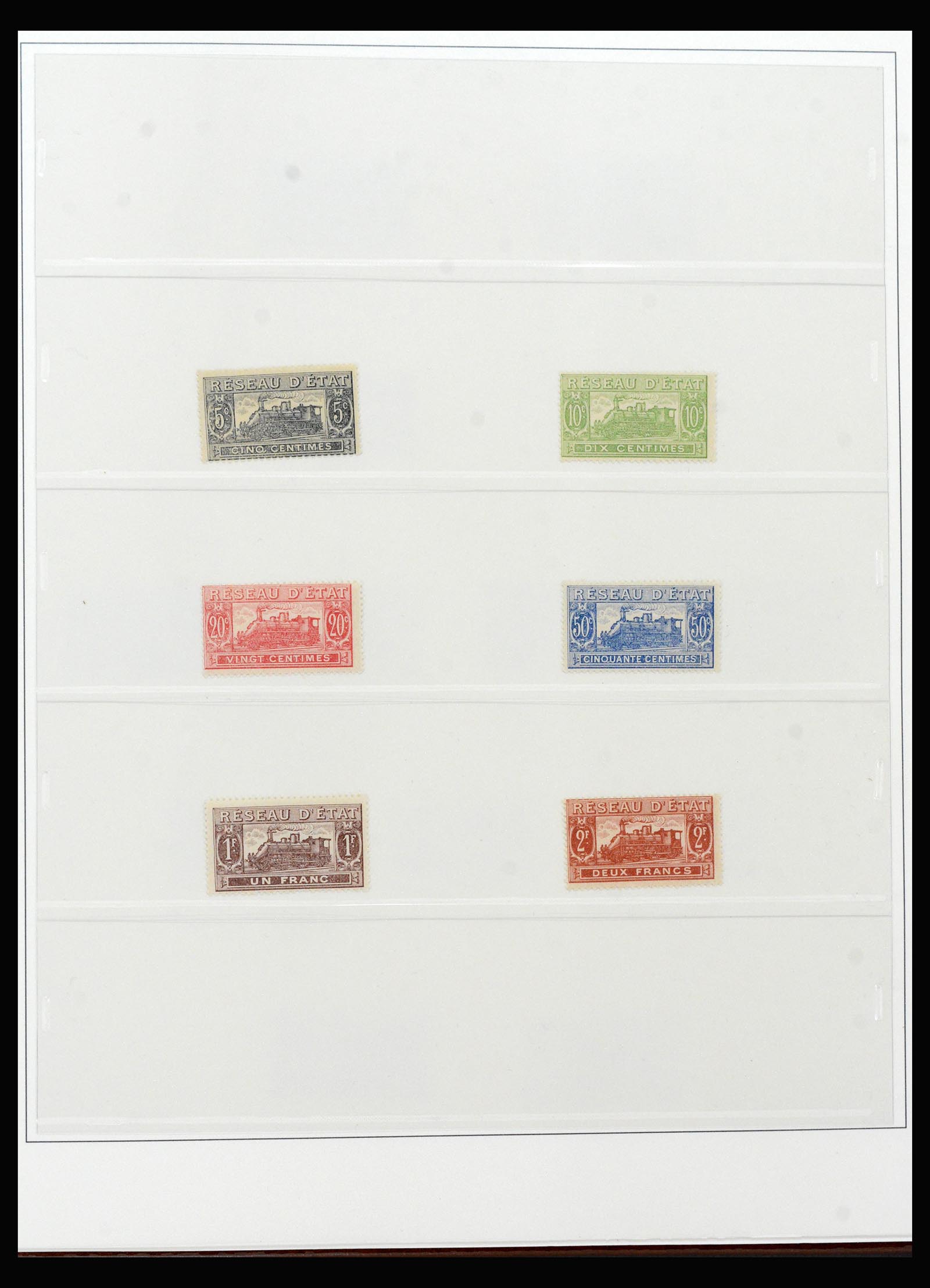 39993 0002 - Postzegelverzameling 39993 Franckrijk colis postaux 1892-1945.