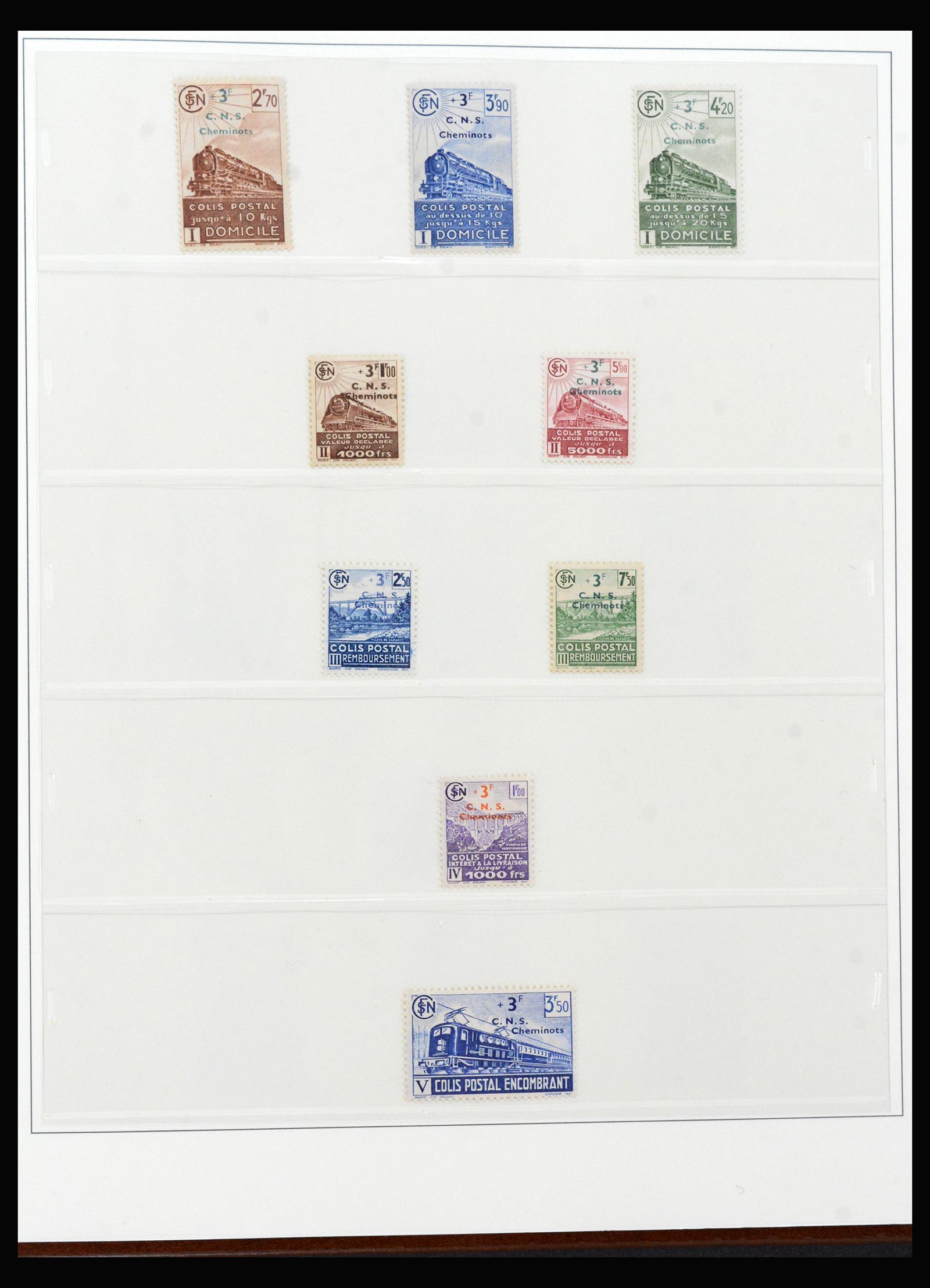 39993 0017 - Postzegelverzameling 39993 Franckrijk colis postaux 1892-1945.