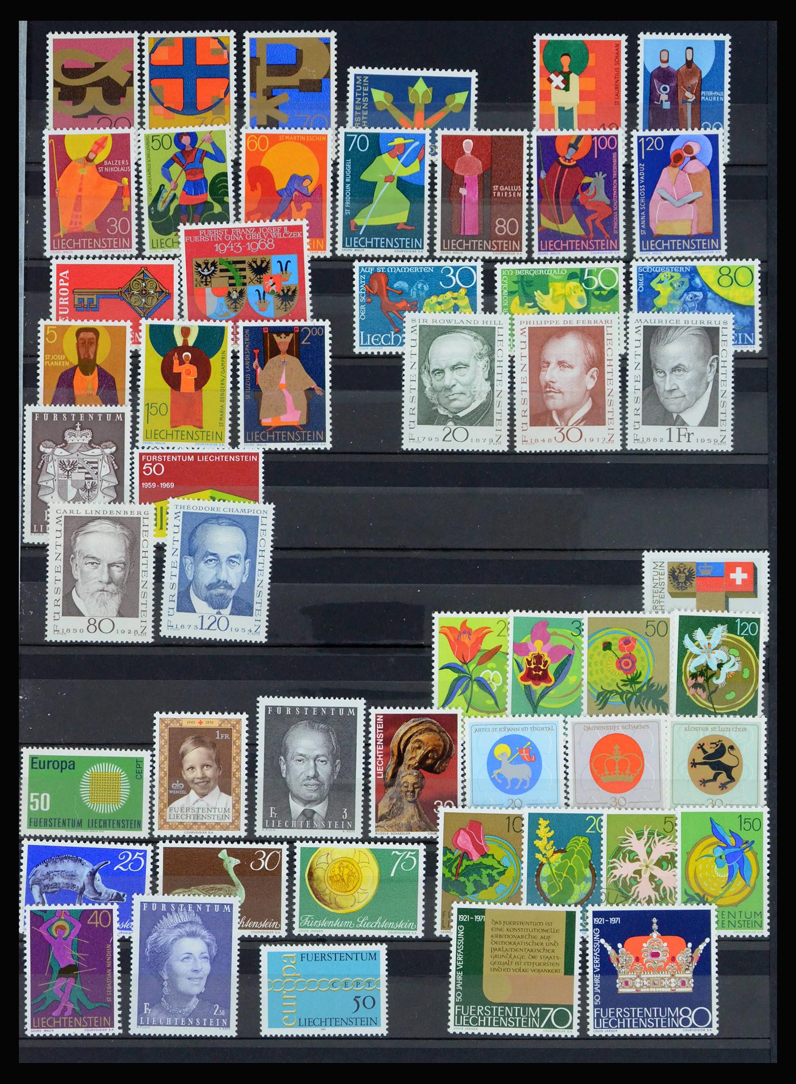 40053 0007 - Postzegelverzameling 40053 Liechtenstein 1912-2013.