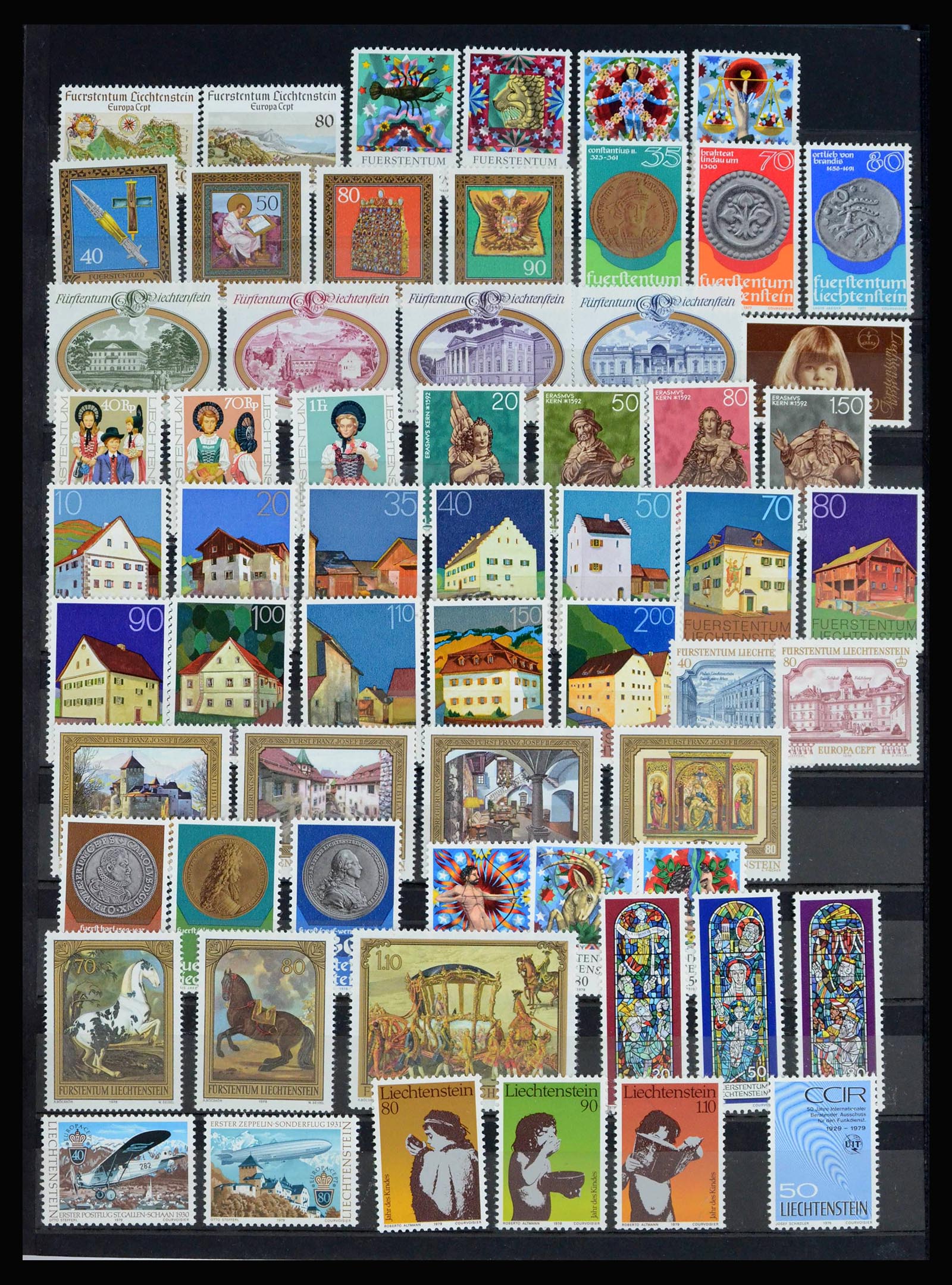 40053 0010 - Postzegelverzameling 40053 Liechtenstein 1912-2013.