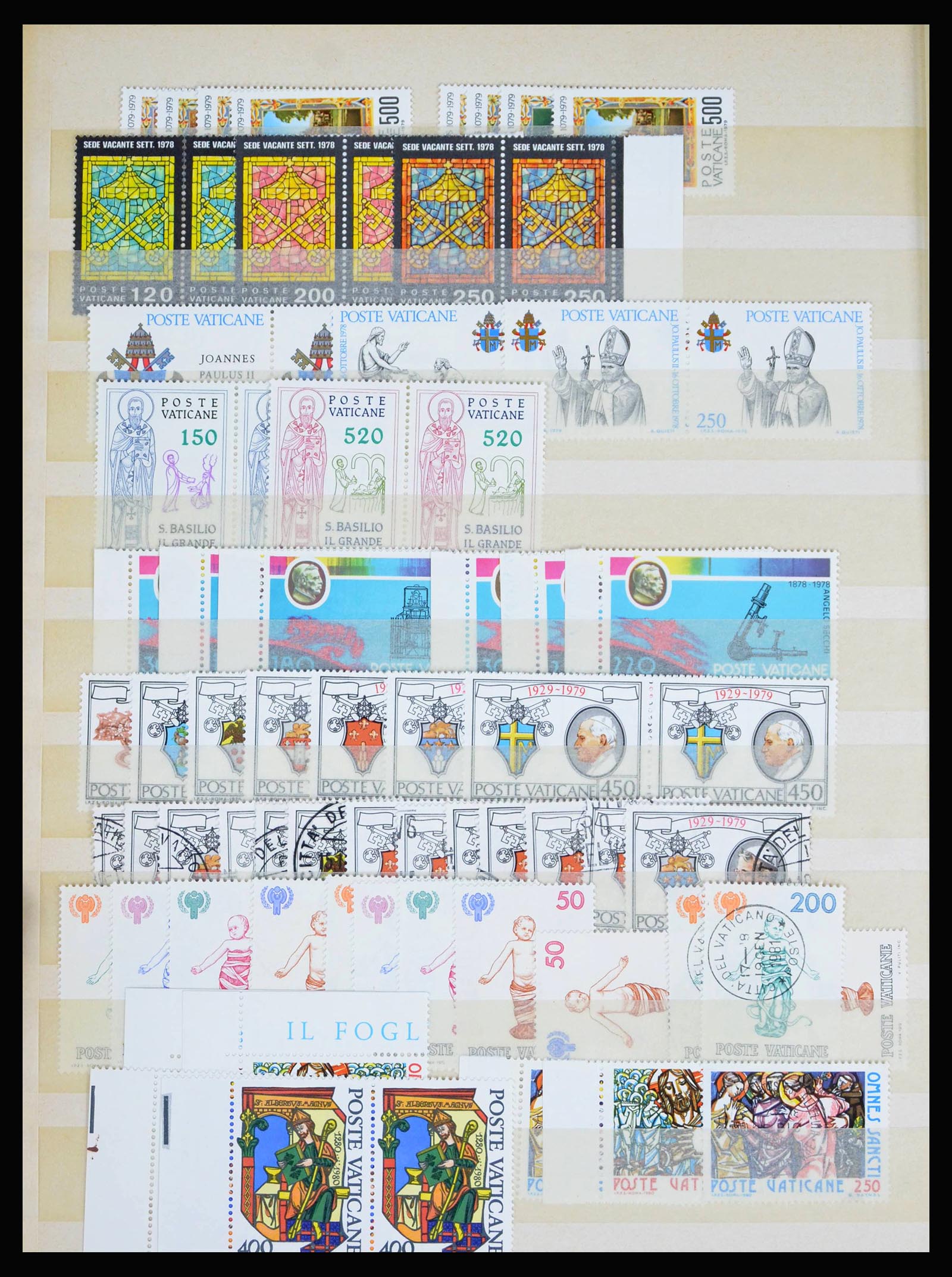 40242 0016 - Postzegelverzameling 40242 Vaticaan/San Marino 1877-2000.