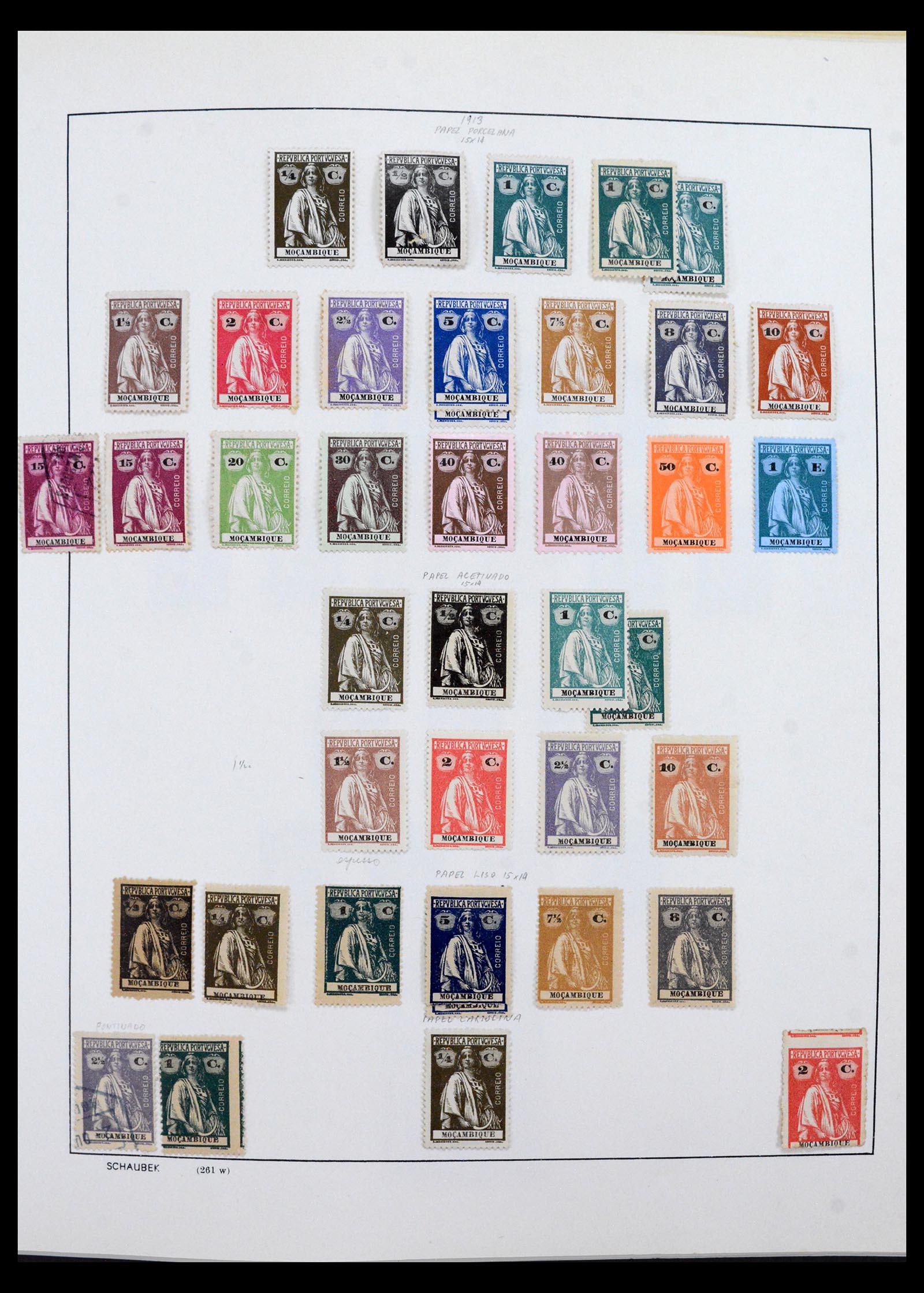 40379 0011 - Postzegel verzameling 40379 Mozambique 1876-1999.