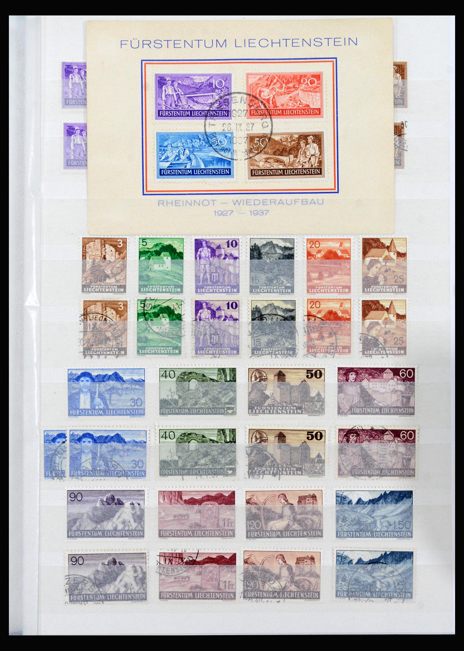 40380 0011 - Postzegel verzameling 40380 Liechtenstein 1912-1974.