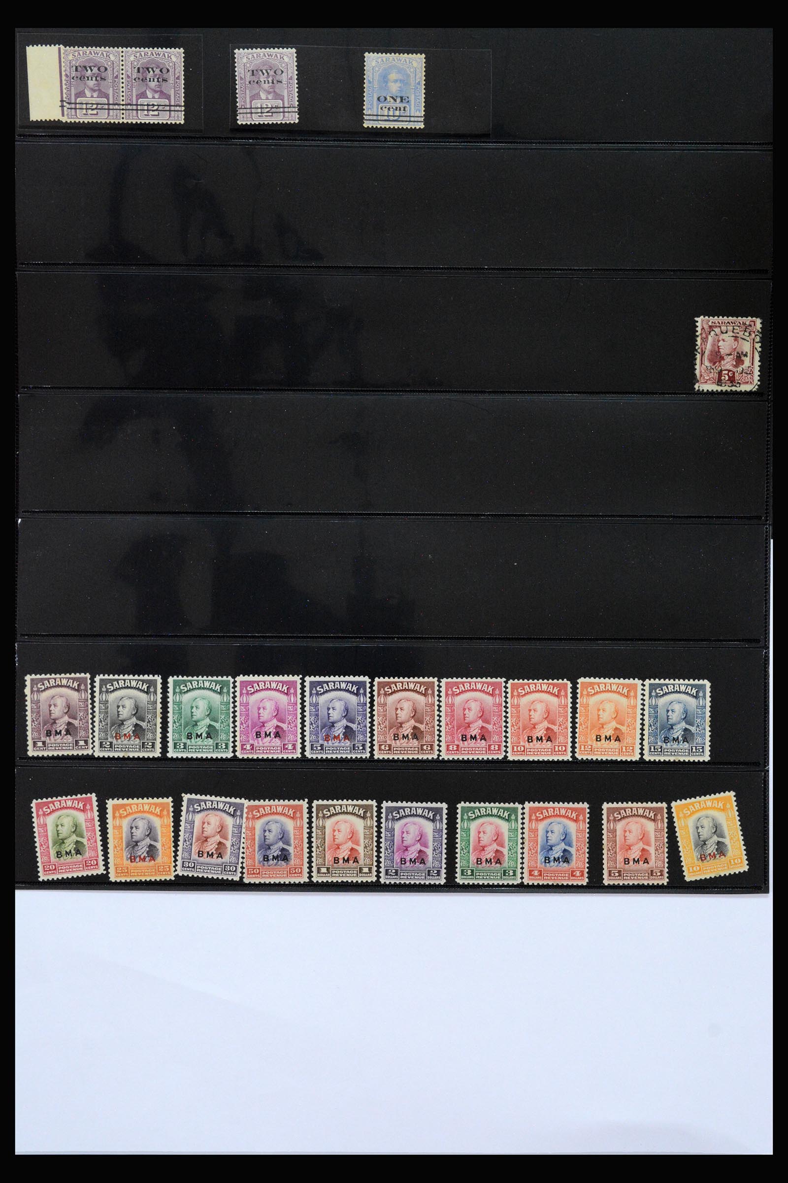 40384 0008 - Postzegel verzameling 40384 Sarawak 1869-1950.