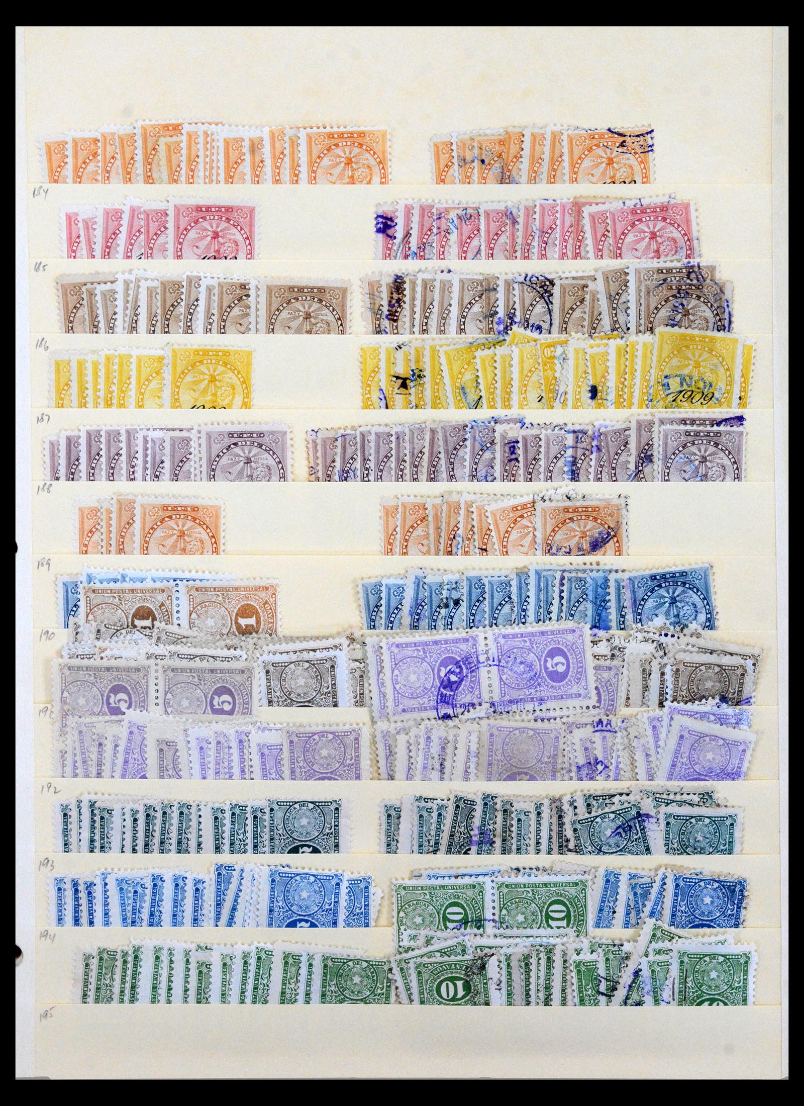 40513 0019 - Postzegel verzameling 40513 Paraguay 1870-1970.