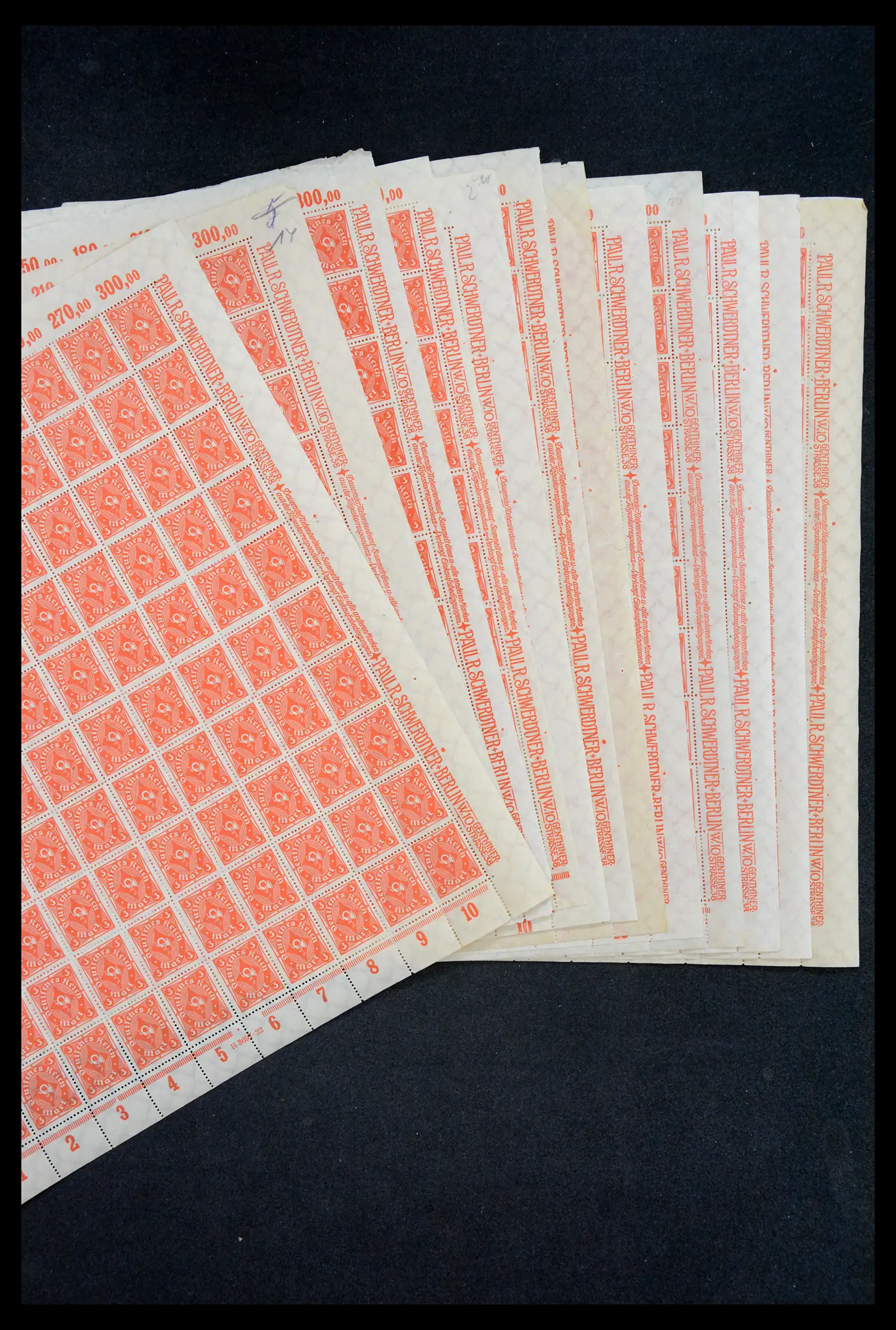 40560 0006 - Stamp collection 40560 German Reich complete inflasheets.