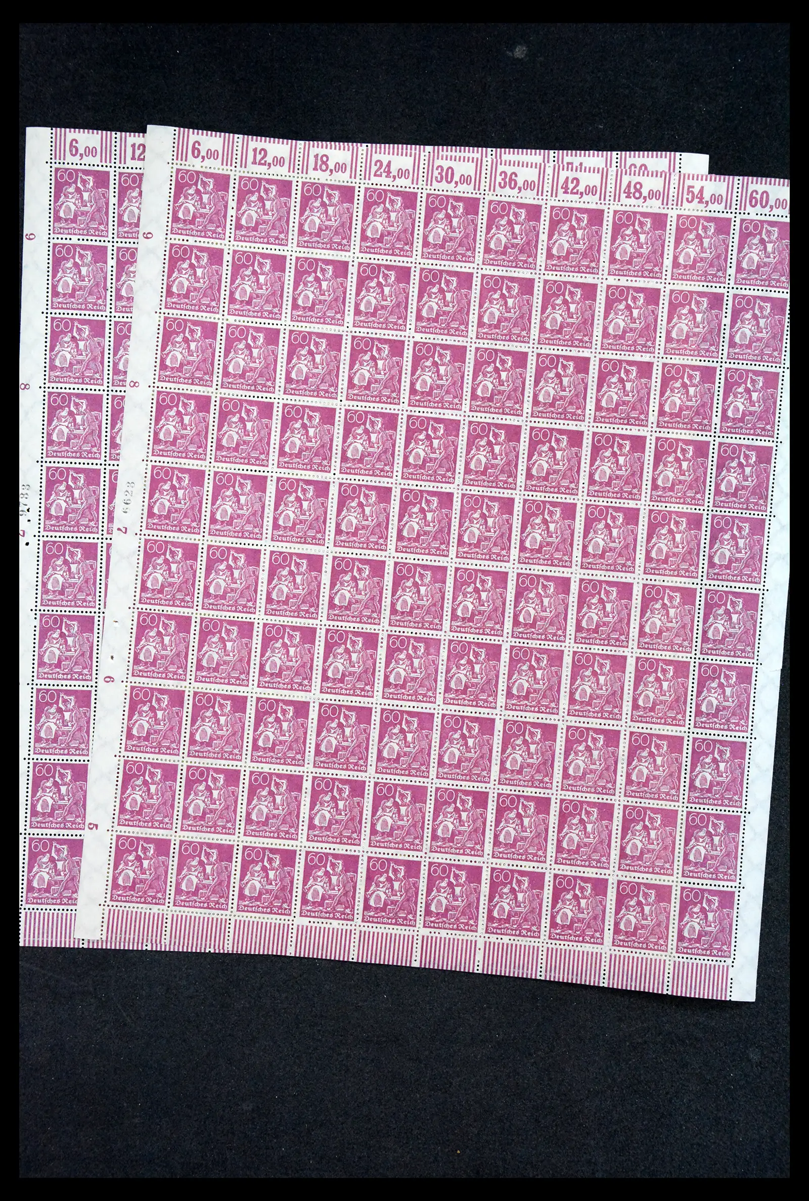 40560 0019 - Stamp collection 40560 German Reich complete inflasheets.