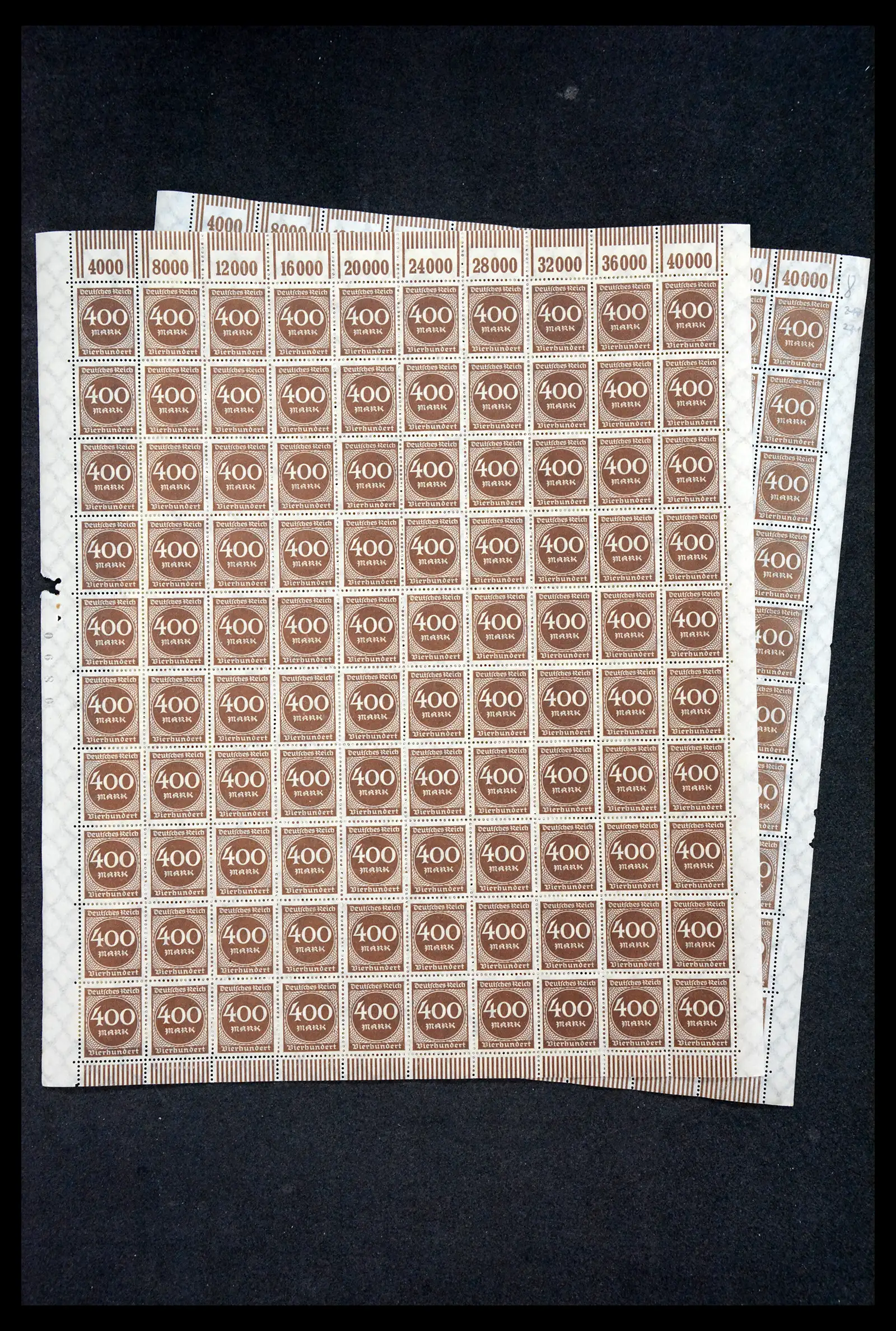 40560 0037 - Postzegelverzameling 40560 Duitse Rijk complete inflavellen.