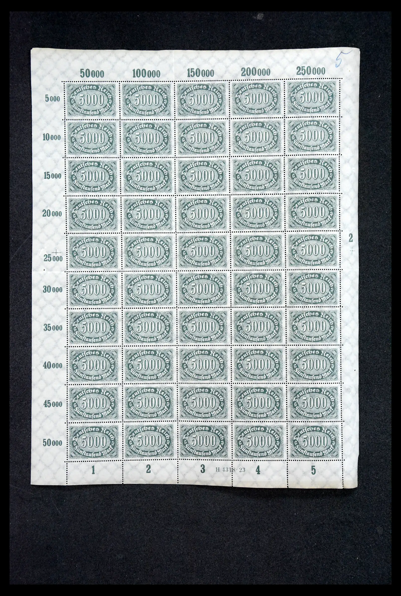 40560 0047 - Postzegelverzameling 40560 Duitse Rijk complete inflavellen.