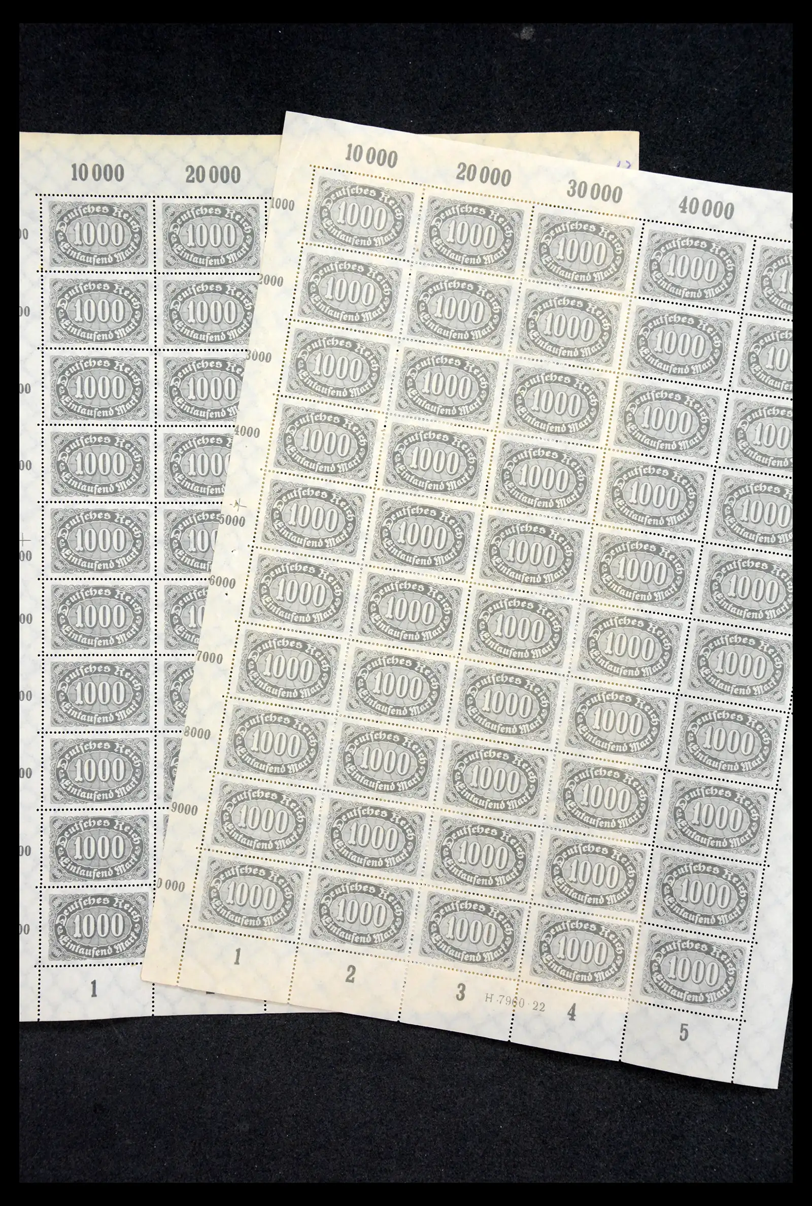 40560 0050 - Postzegelverzameling 40560 Duitse Rijk complete inflavellen.