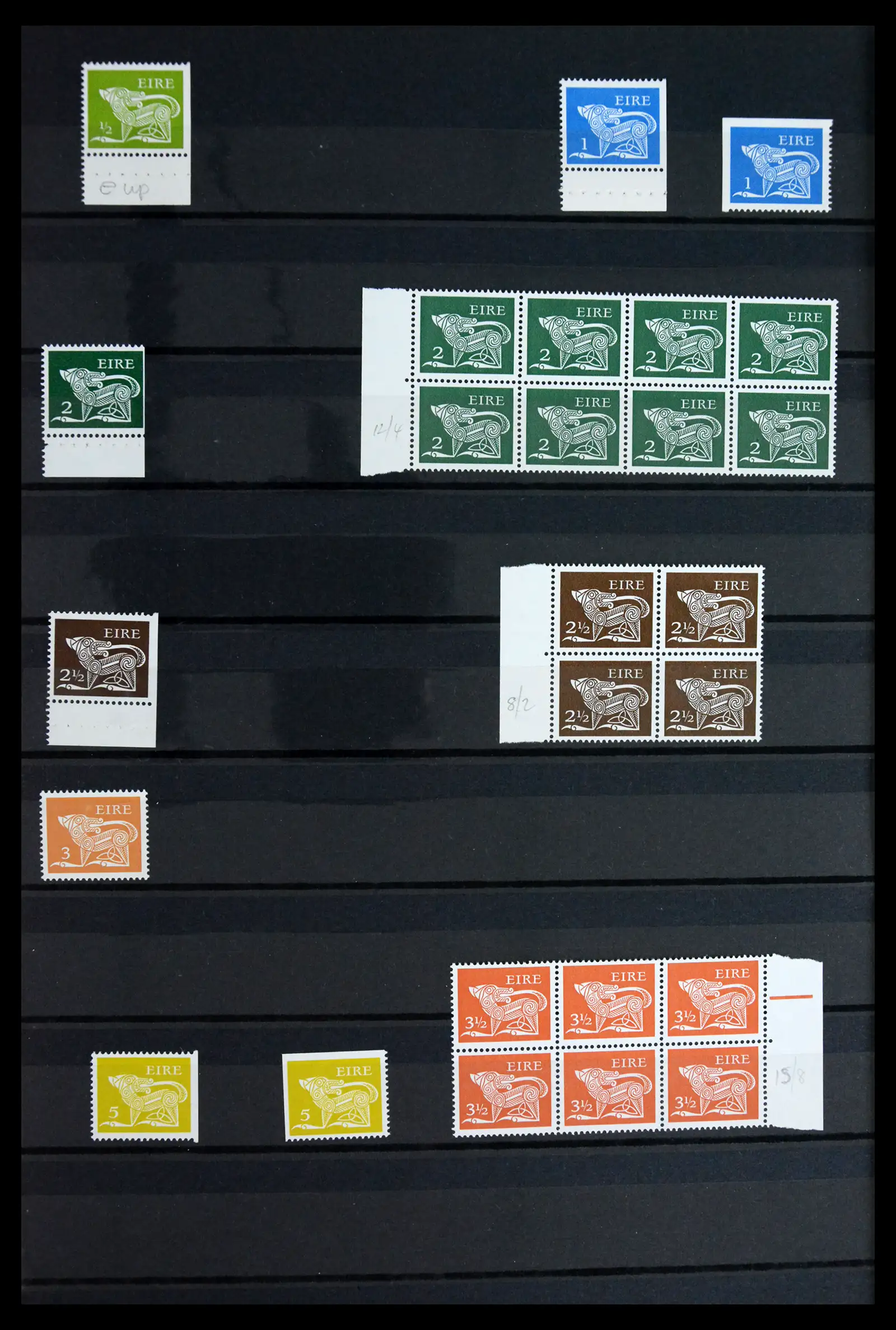 40593 0010 - Postzegelverzameling 40593 Ierland 1922-1990.