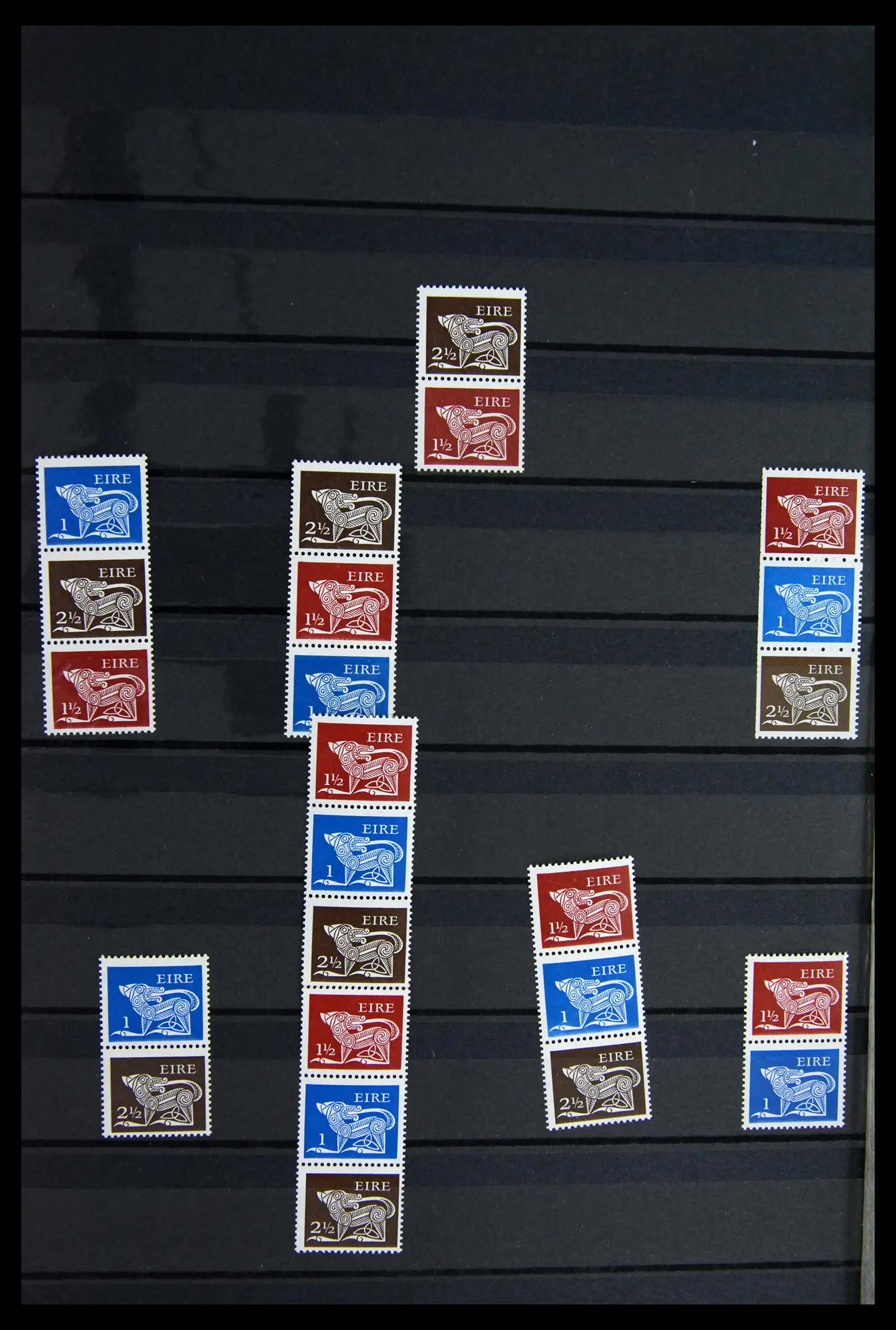 40593 0012 - Postzegelverzameling 40593 Ierland 1922-1990.