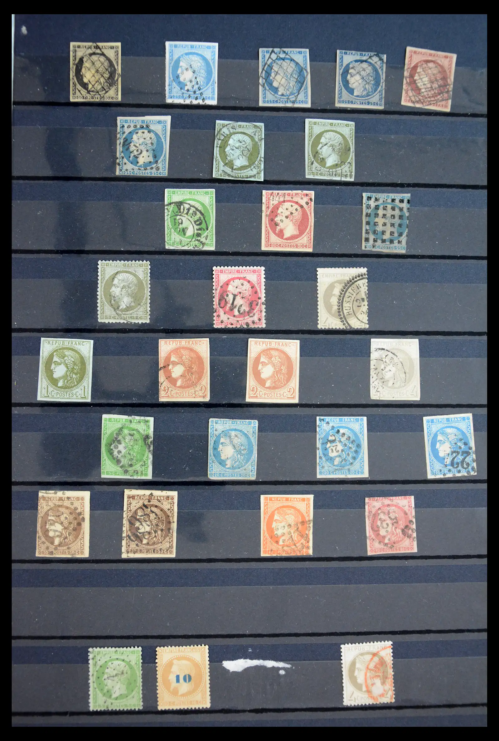 40665 0001 - Stamp collection 40665 World classic key stamps 1840-1950.