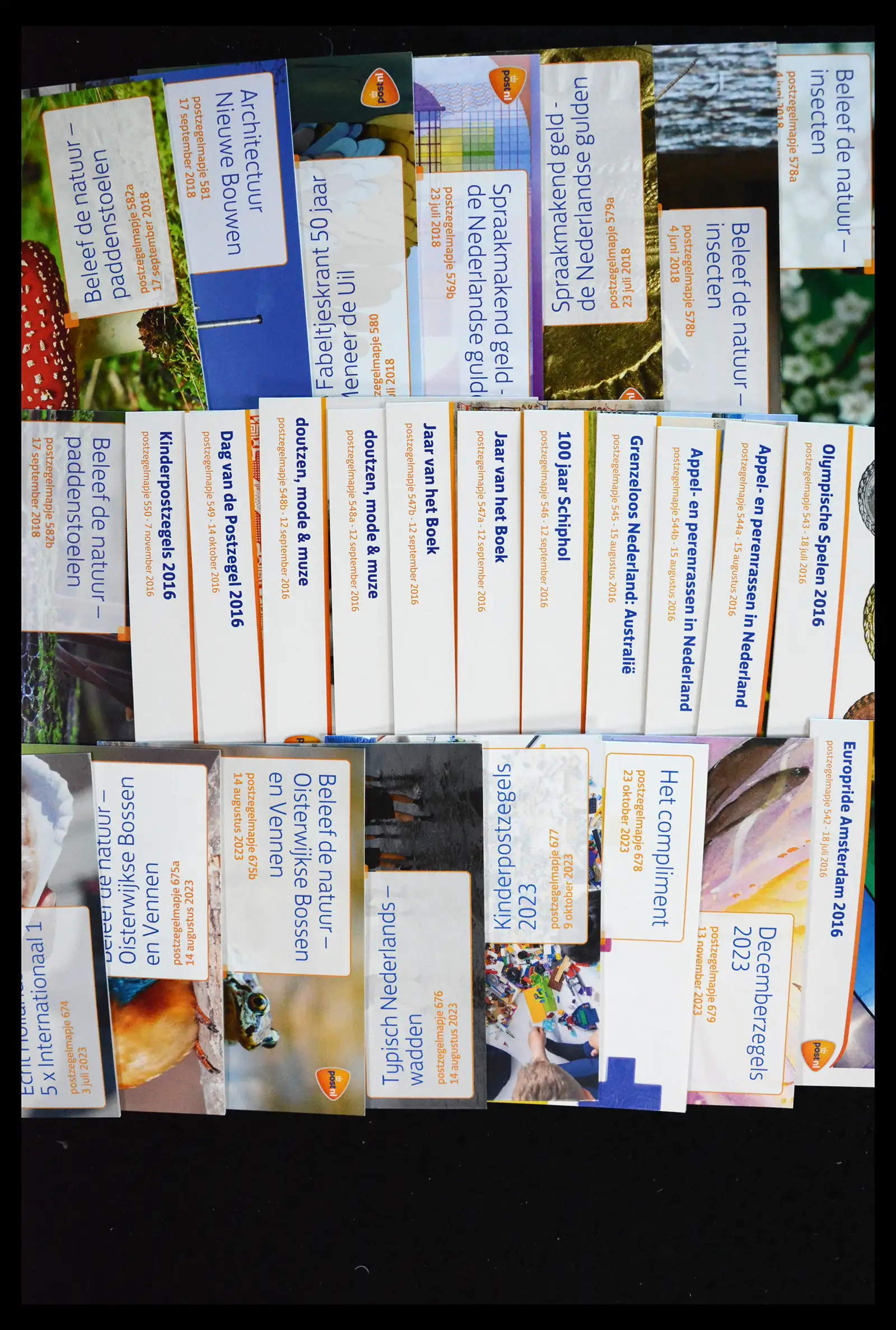 40848 0005 - Stamp collection 40848 Netherlands presentation packs 2010-2023!!