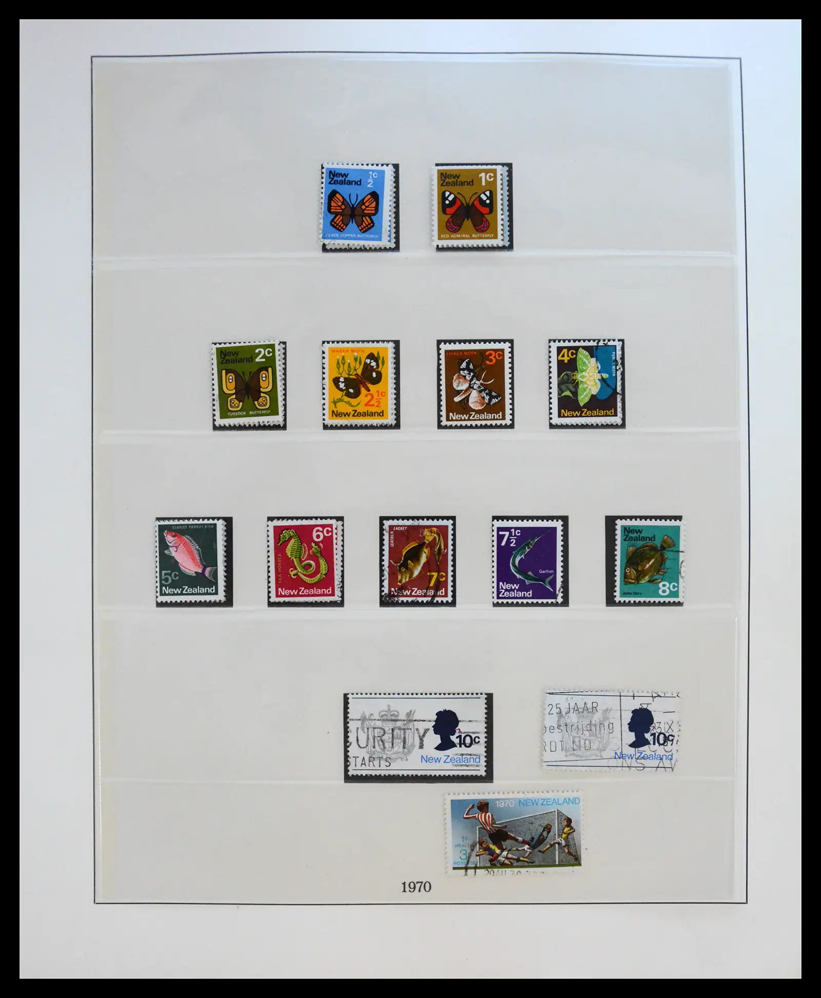 40861 0015 - Stamp collection 40861 New Zealand 1964-2021.