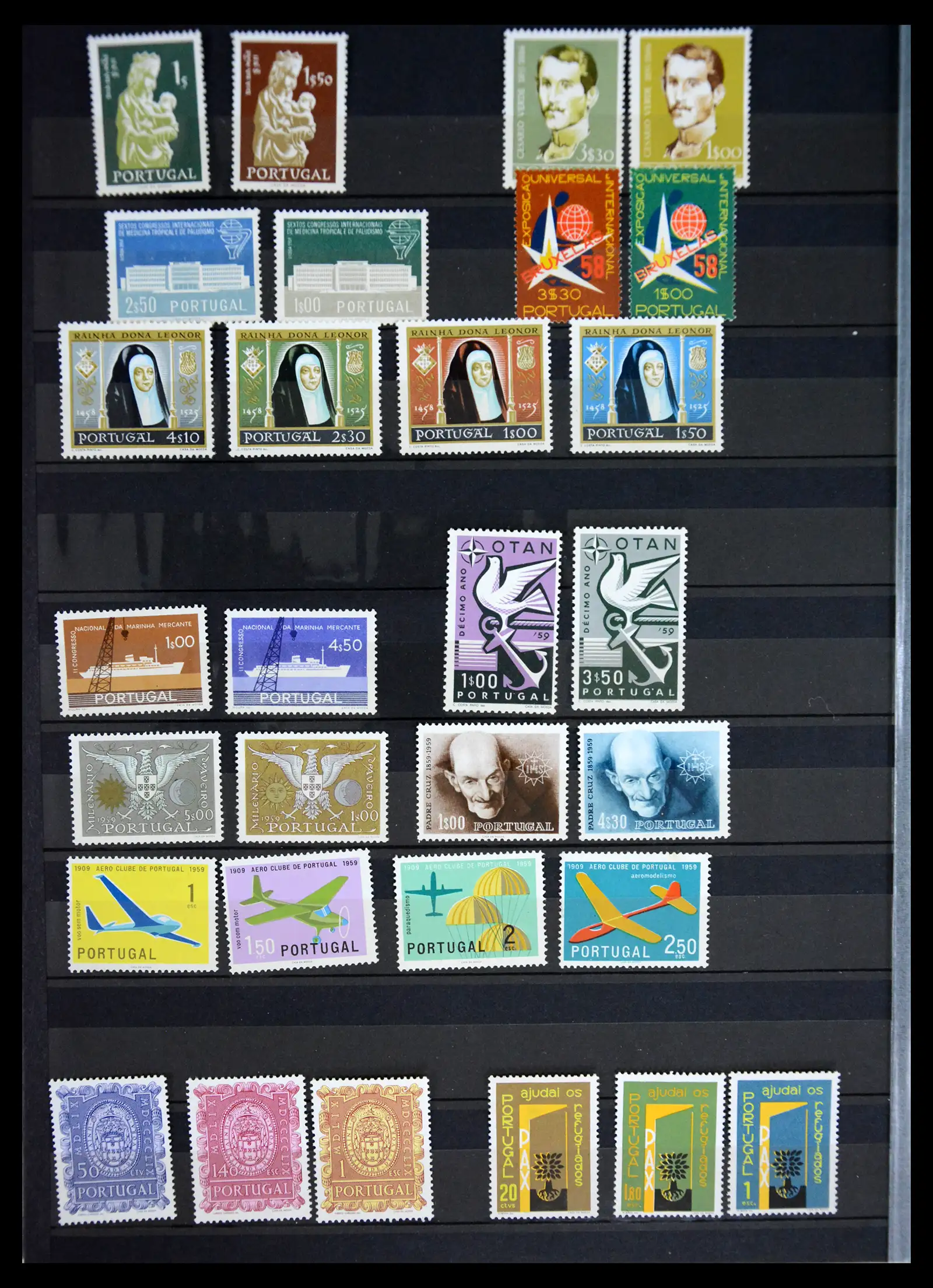 41169 0013 - Stamp collection 41169 Portugal 1945-2006.