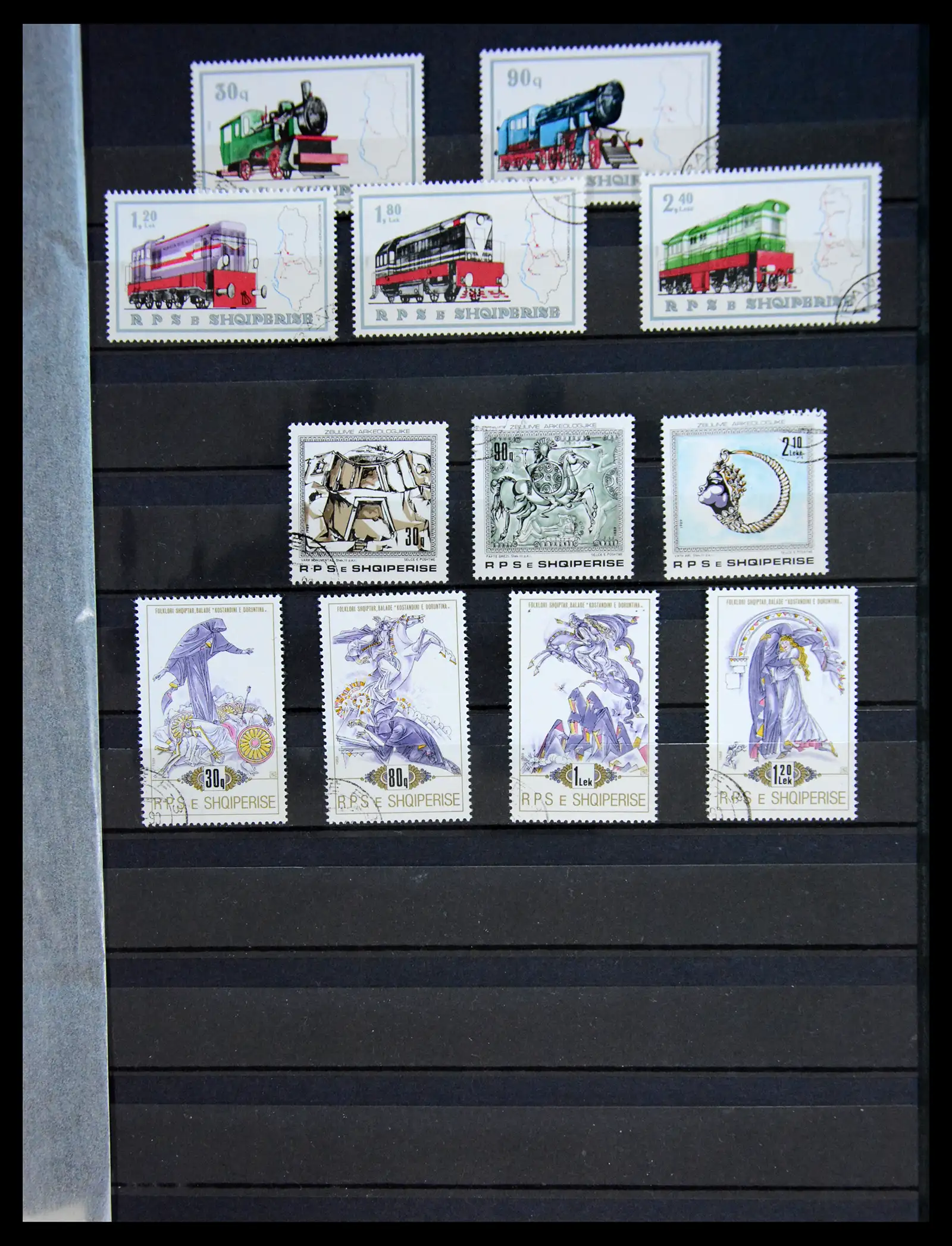 41222 0018 - Stamp collection 41222 Albania used 1913-1980.
