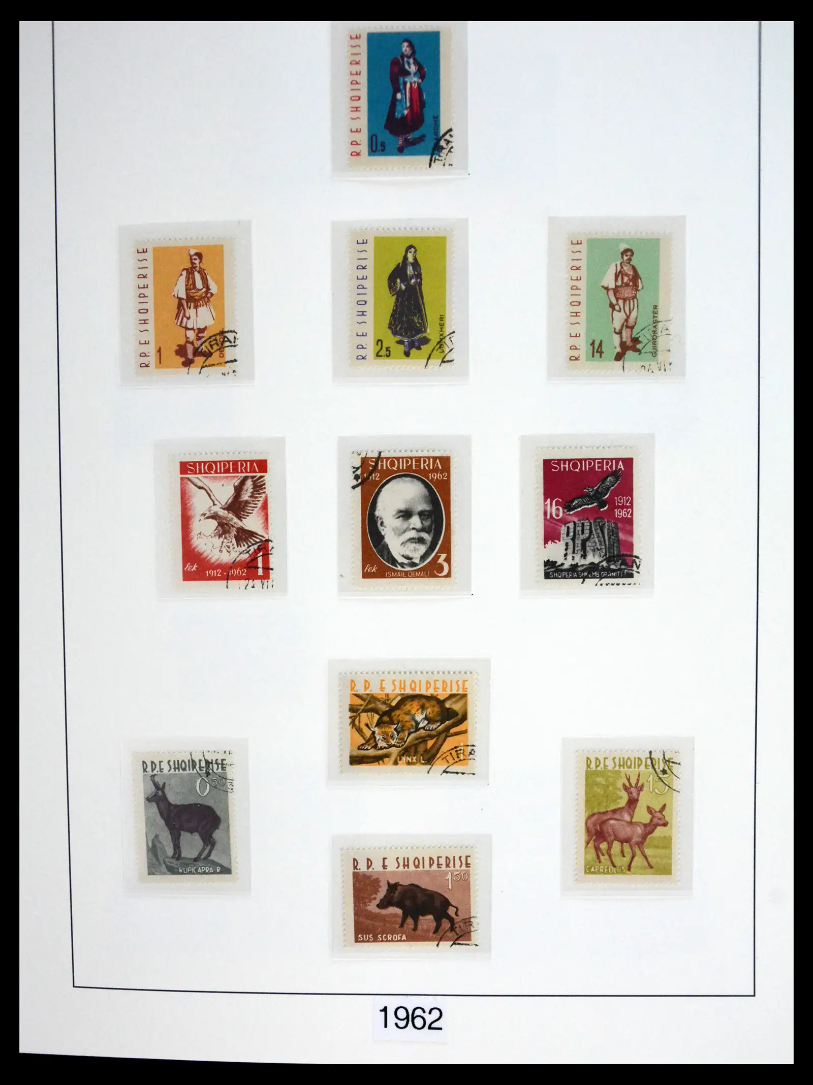 41222 0042 - Stamp collection 41222 Albania used 1913-1980.