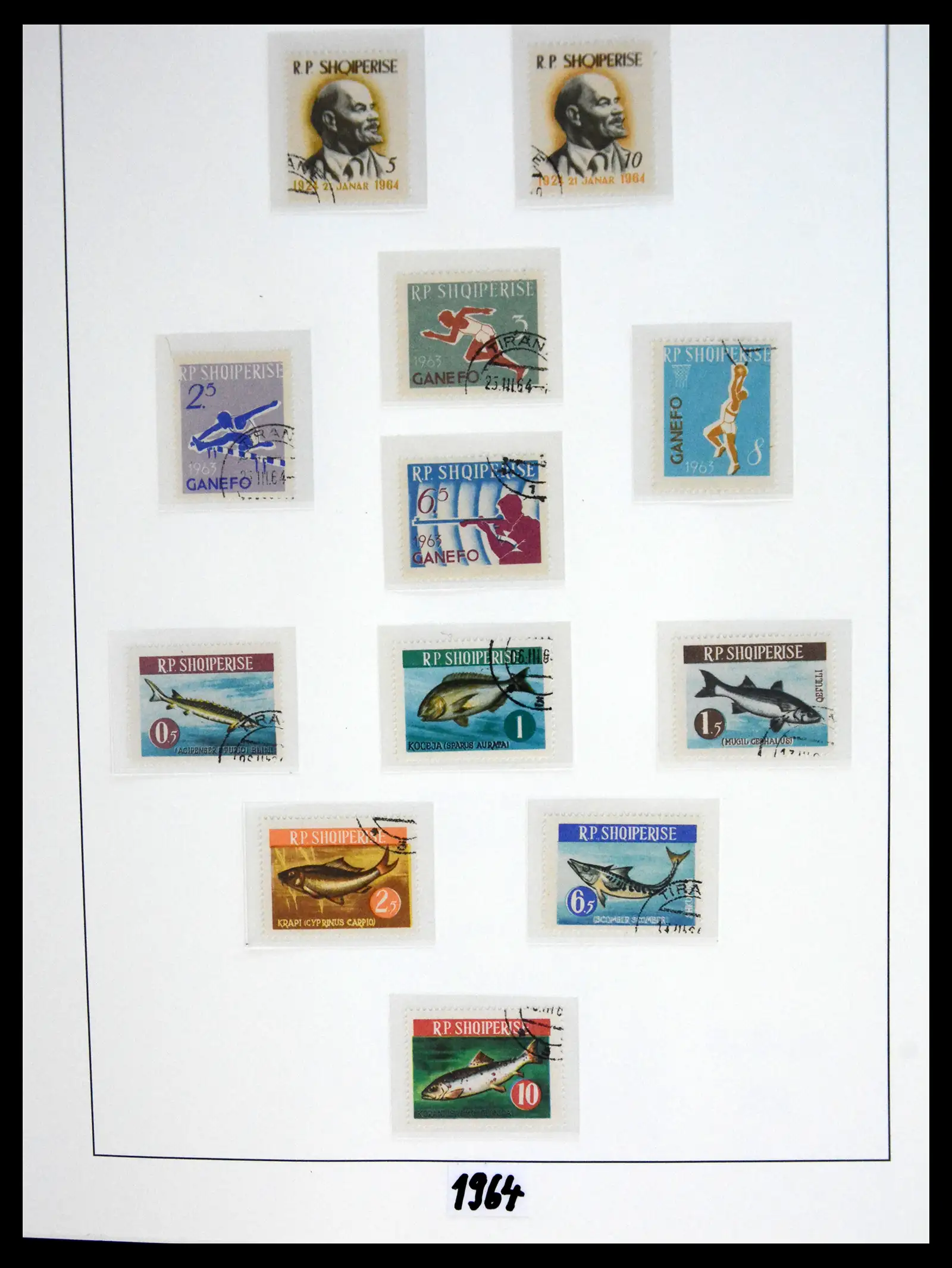 41222 0049 - Stamp collection 41222 Albania used 1913-1980.